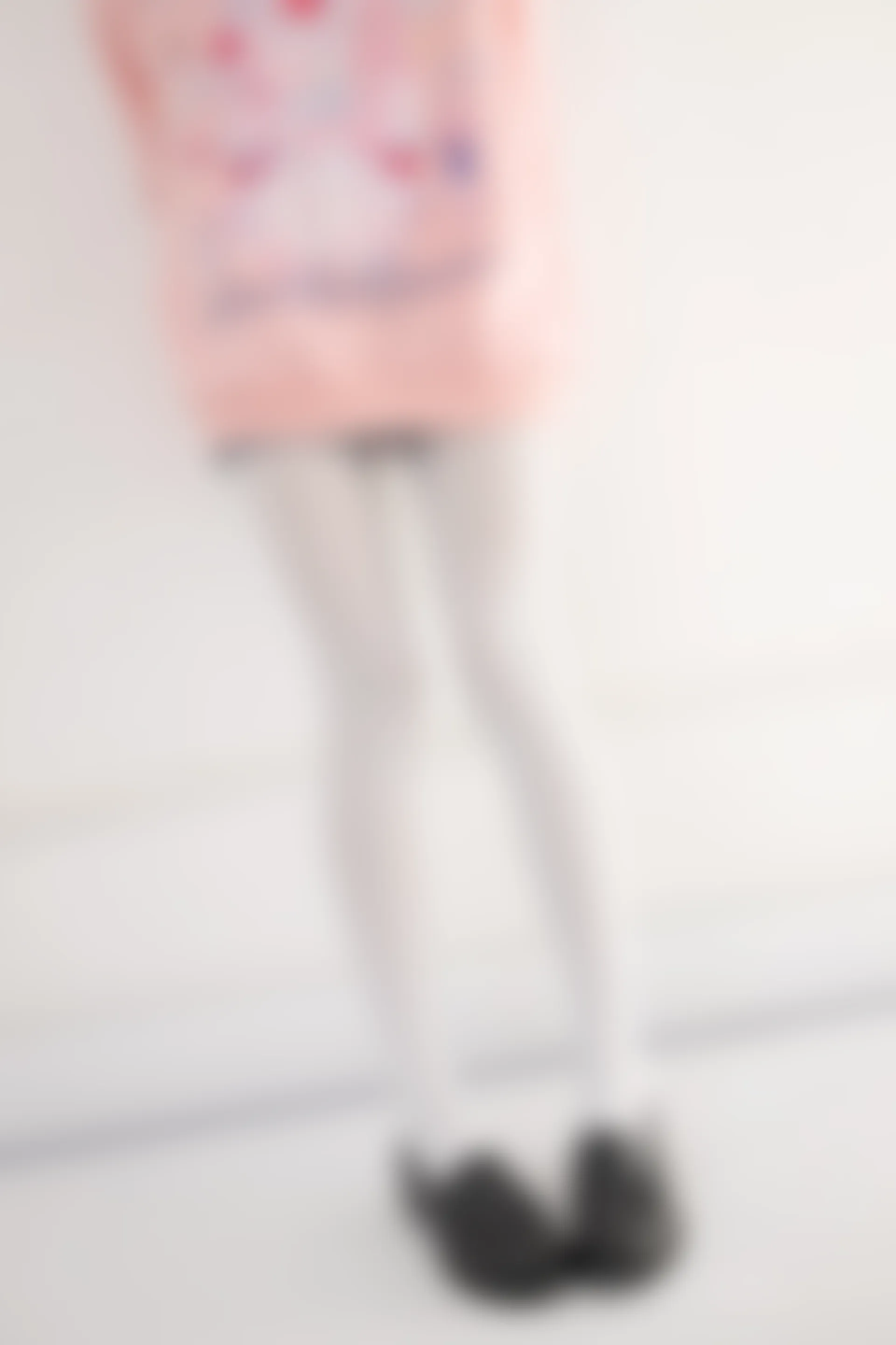 紧急企划 VOL.012 [98P1V-1.19G] 一只喵喵梓一只喵喵梓, 可爱, 白丝, 紧急企划, 美腿, 美足, 超短裙, 黑丝