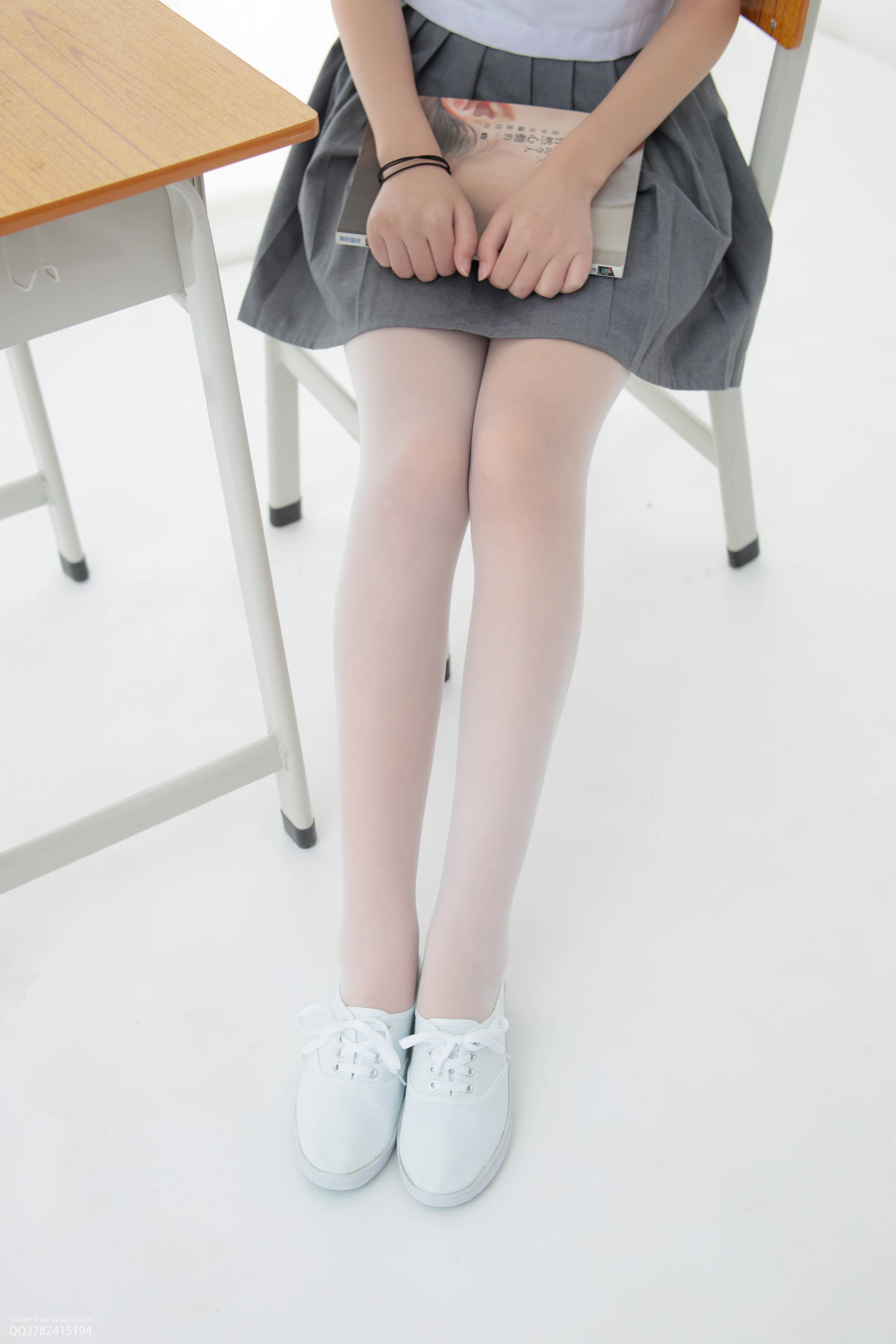 JKFUN-039 白丝网鞋合辑 2-1 芝士 [56P1V-1.94G]JKFUN, 可爱, 森萝财团, 白丝, 美腿, 芝士