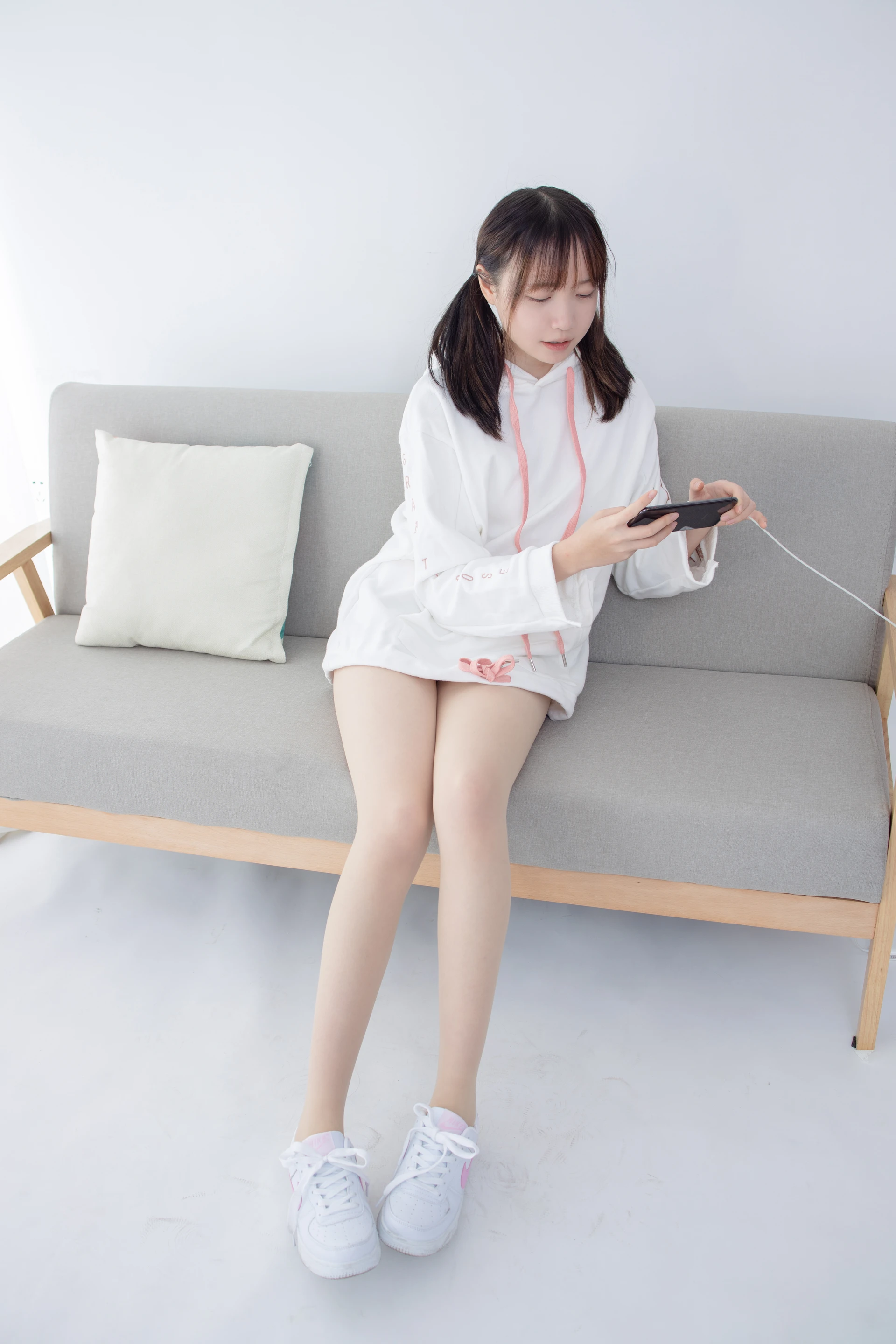 —JKFUN-百圆定制 2-1 Aika [27P1V-1.93G]Aika, JKFUN, 可爱, 森萝财团, 美腿, 美足, 肉丝