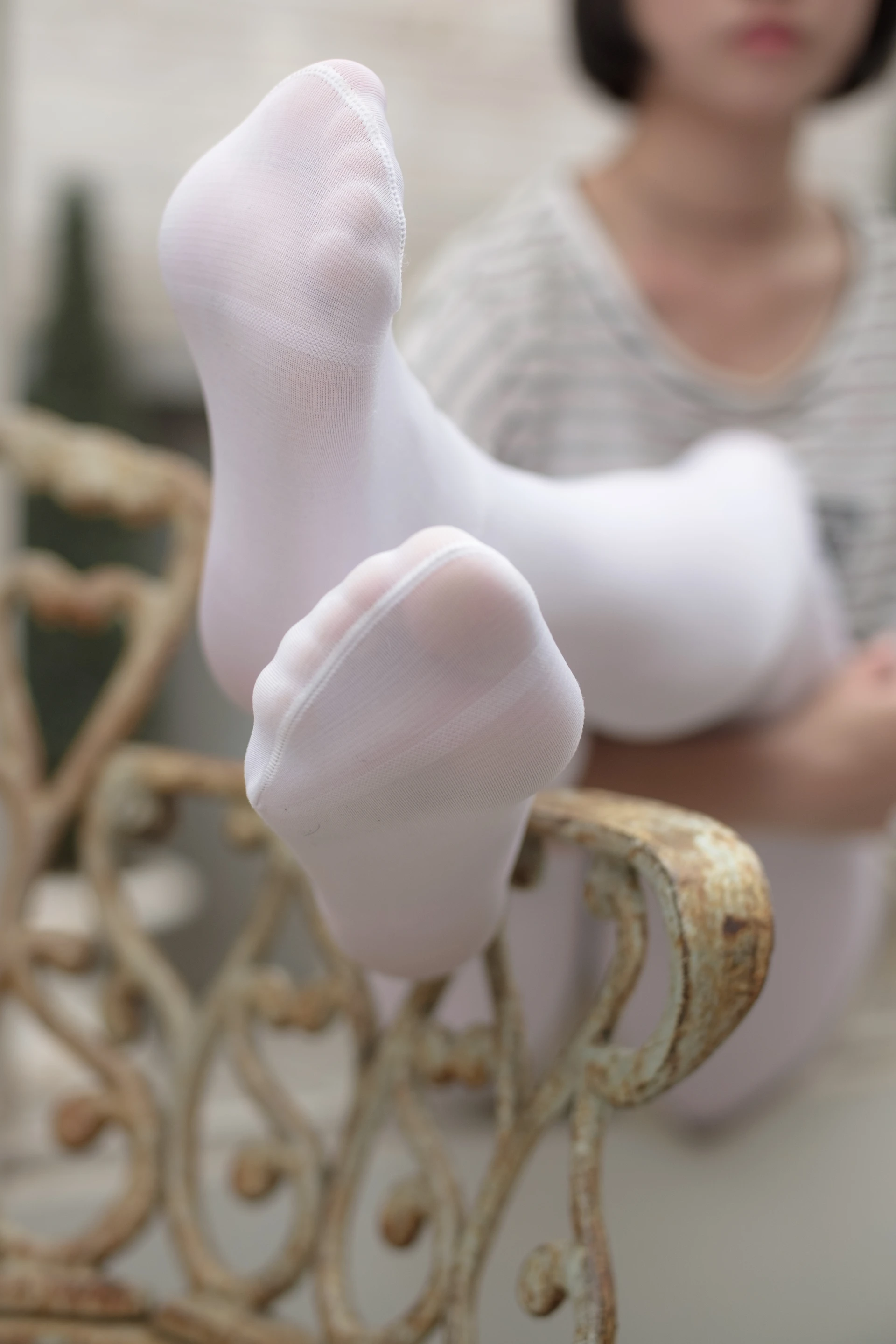 萝财团 FREE-001 [59P-294M] 标签：森萝财团, 白丝