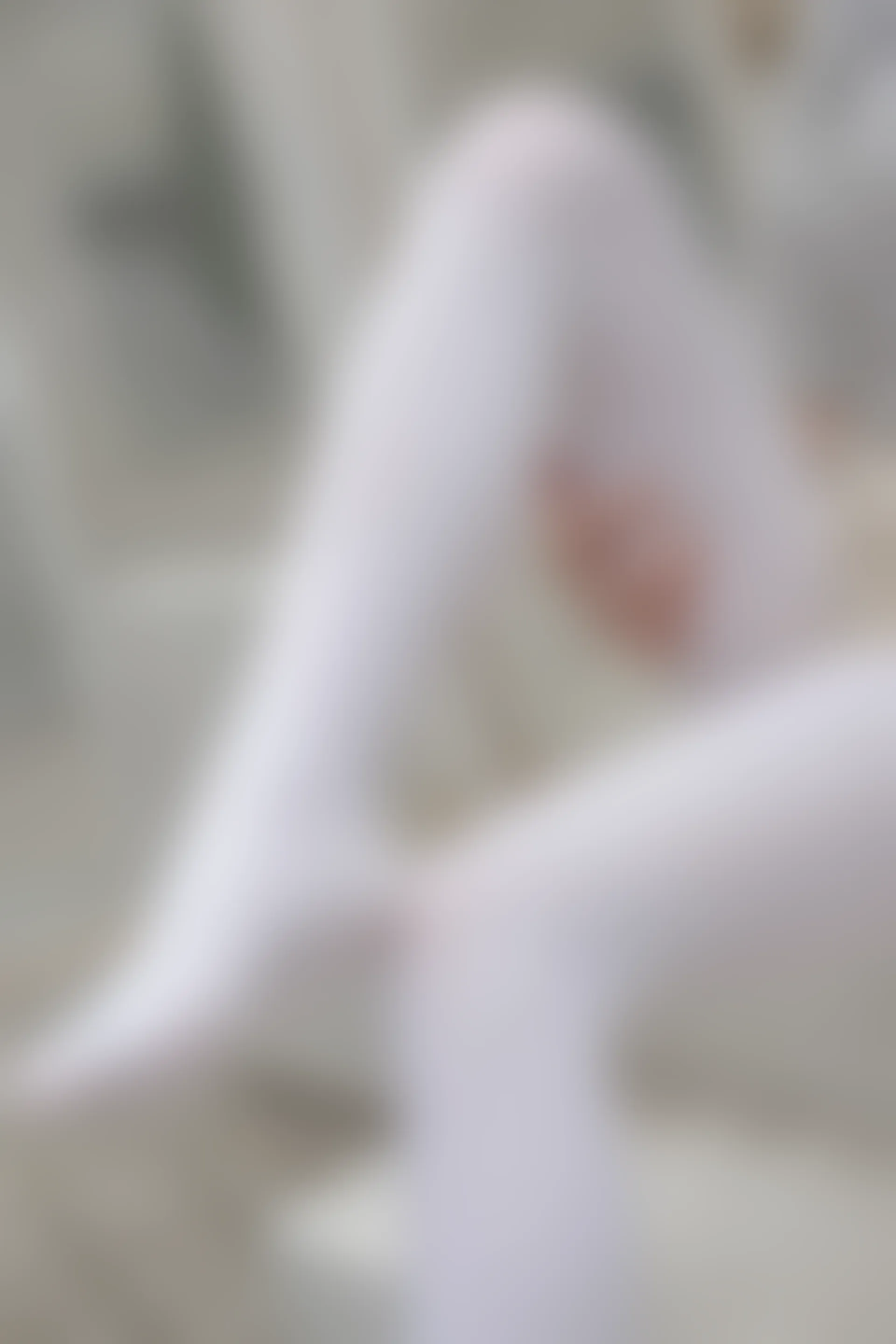 萝财团 FREE-001 [59P-294M] 标签：森萝财团, 白丝