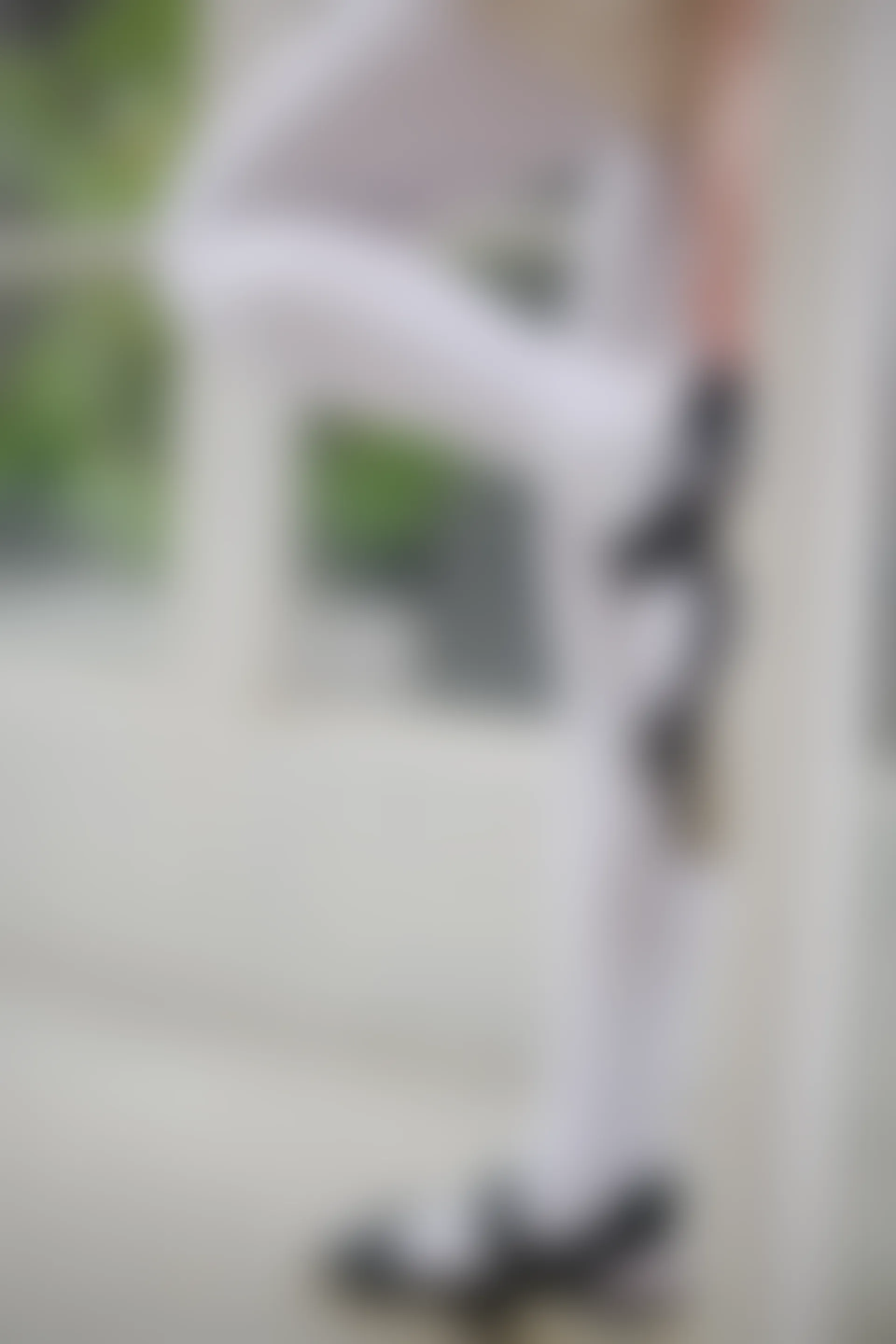 萝财团 FREE-001 [59P-294M] 标签：森萝财团, 白丝