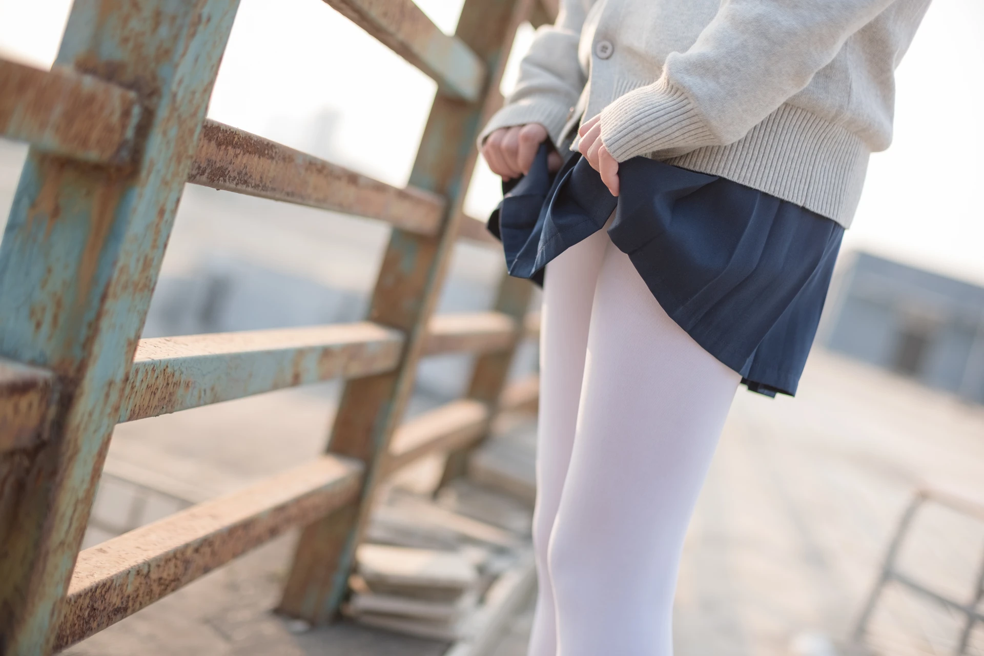 森萝财团 SSR-004 [98P-555M]校服, 森萝财团, 白丝