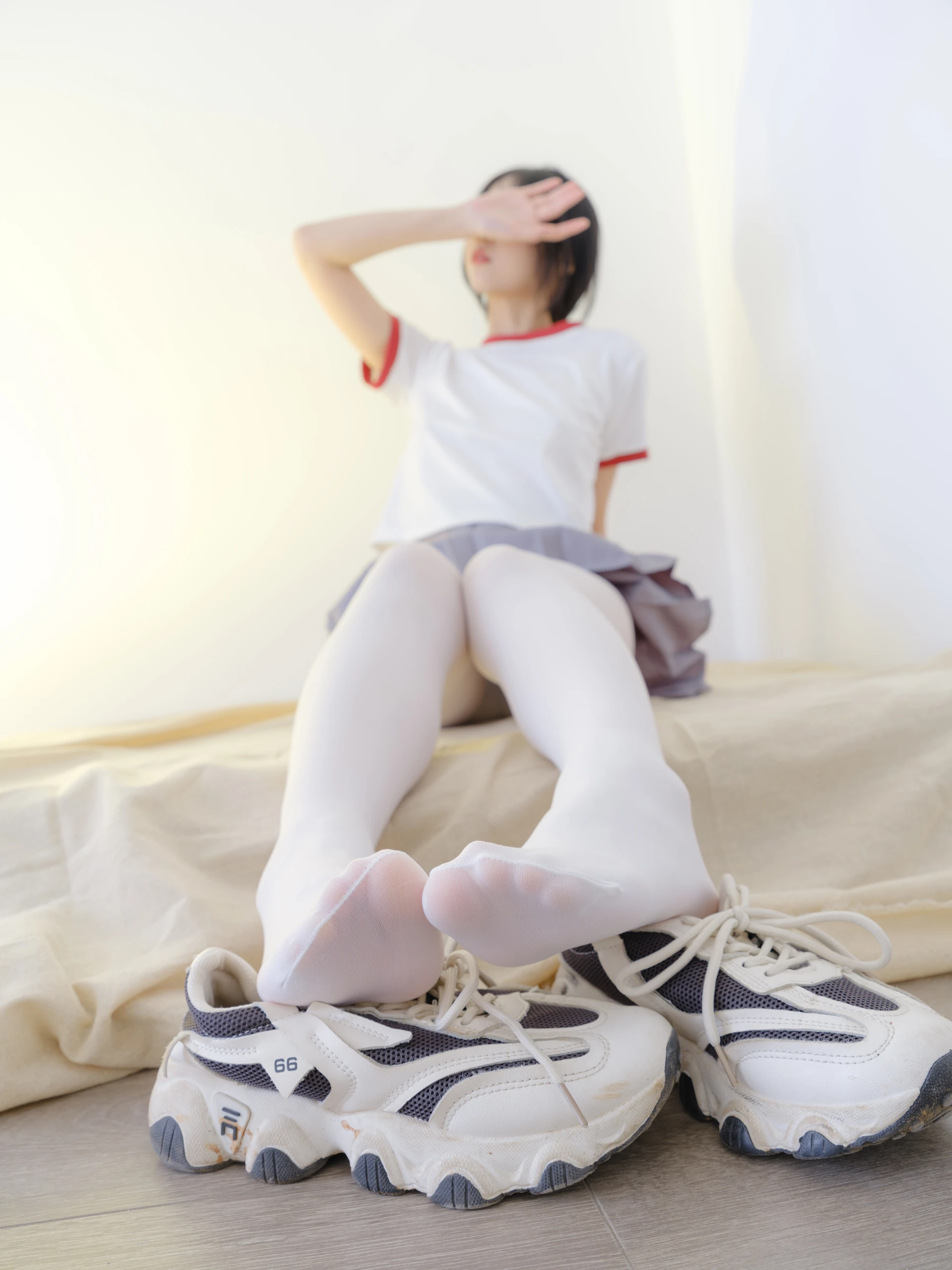 森萝财团 小樱-03E 4K 白丝短裙 [121P1V-6.4GB]