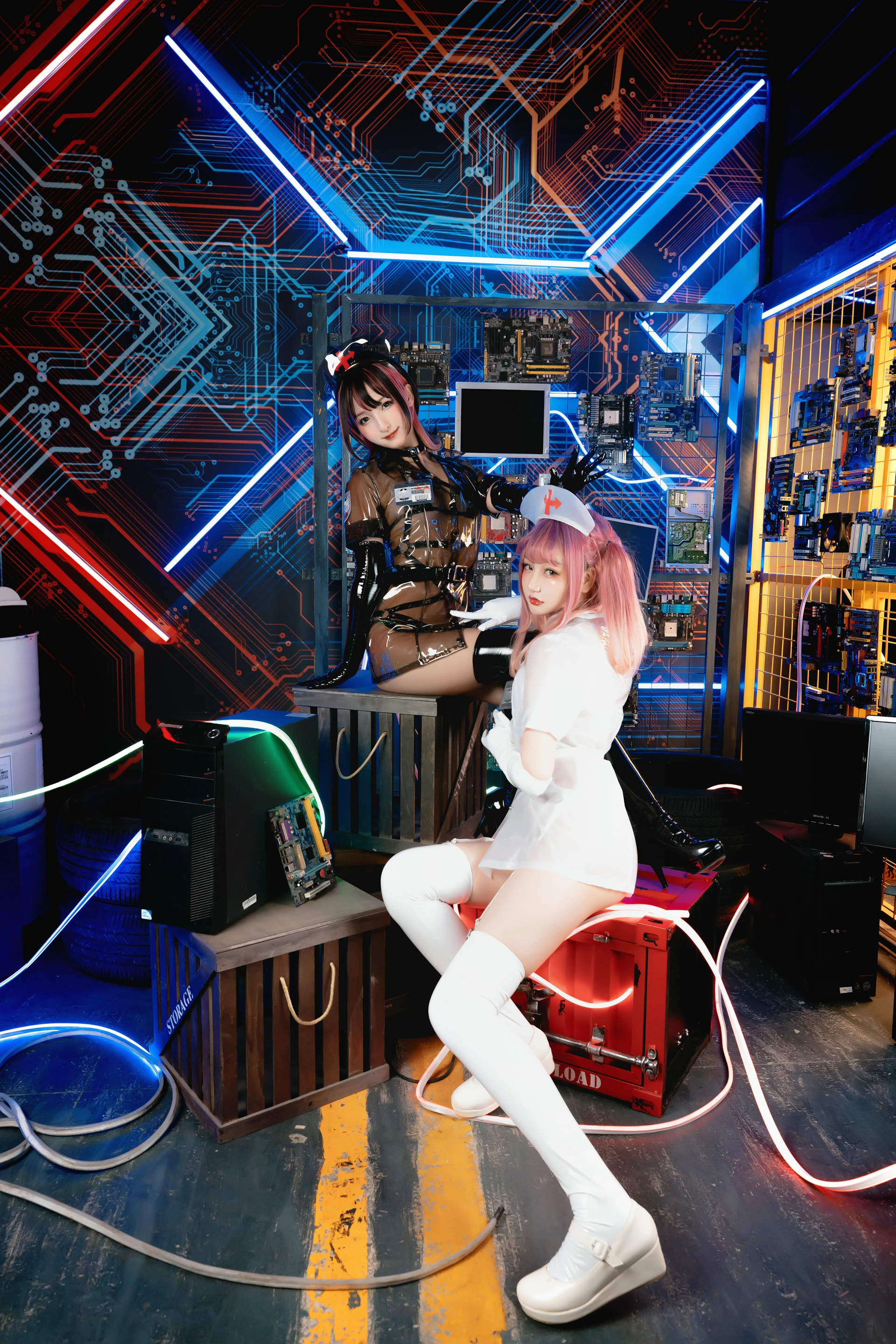 神楽坂真冬 第三季 序号1：《無色哲学》透明黑白护士双人 [150P3V-825MB]内衣, 双马尾, 护士, 神楽坂真冬, 美腿, 美足