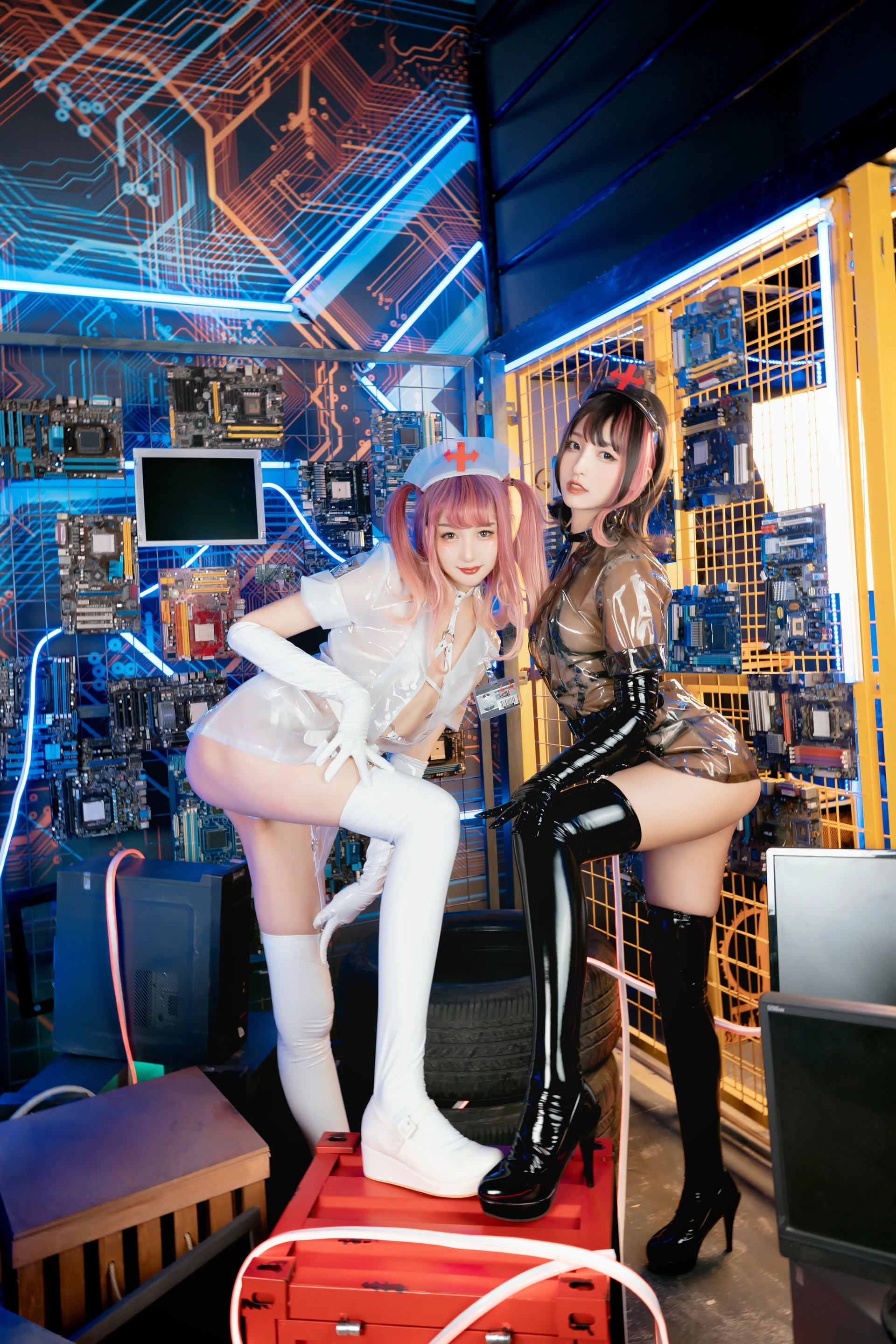 神楽坂真冬 第三季 序号1：《無色哲学》透明黑白护士双人 [150P3V-825MB]内衣, 双马尾, 护士, 神楽坂真冬, 美腿, 美足