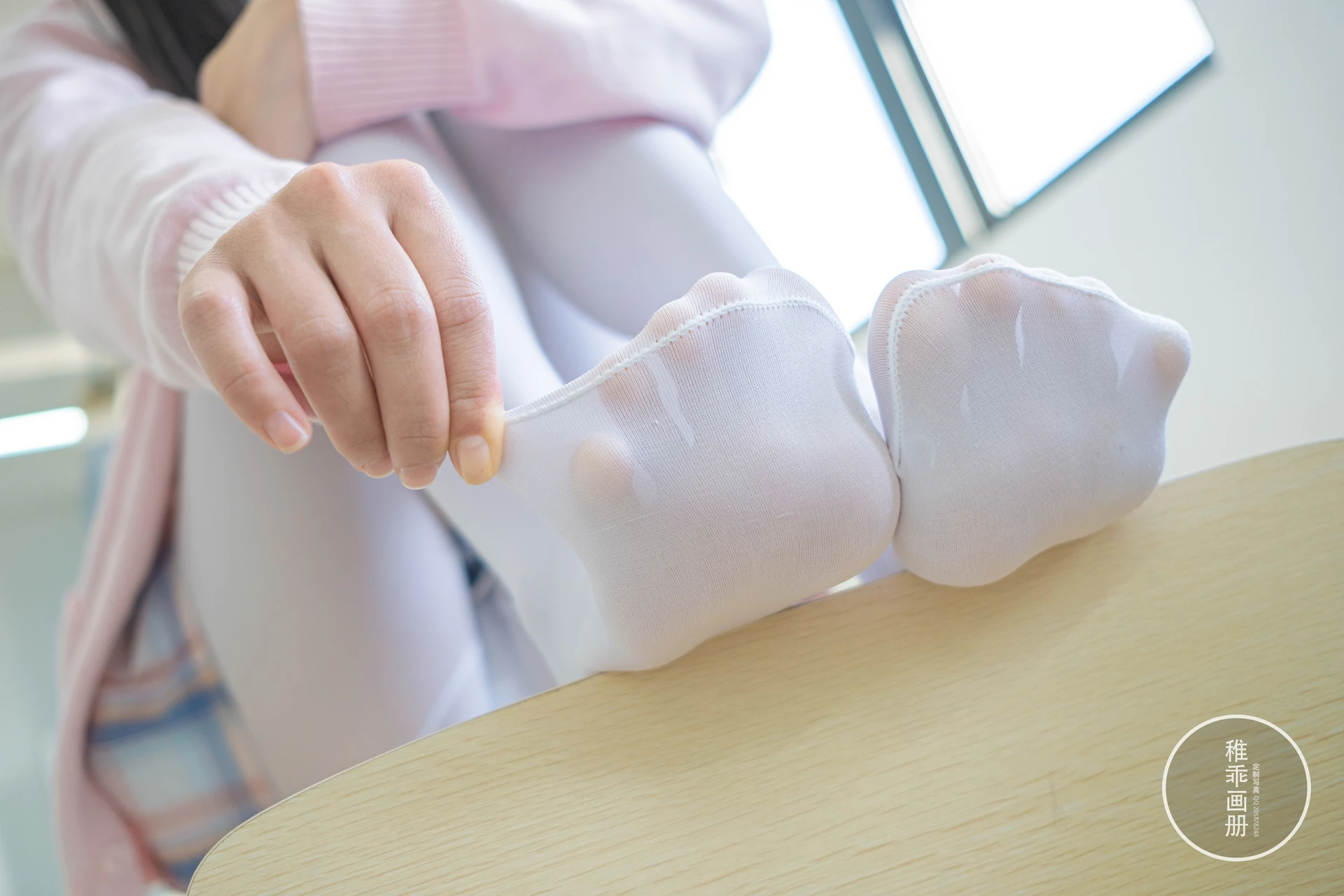 稚乖画册 晴空-04 赤西夜夜 双马尾白丝JK制服 [63P1V-821MB]JK, JK制服, 双马尾, 可爱, 晴空, 白丝, 稚乖画册, 美腿, 美足, 赤西夜夜