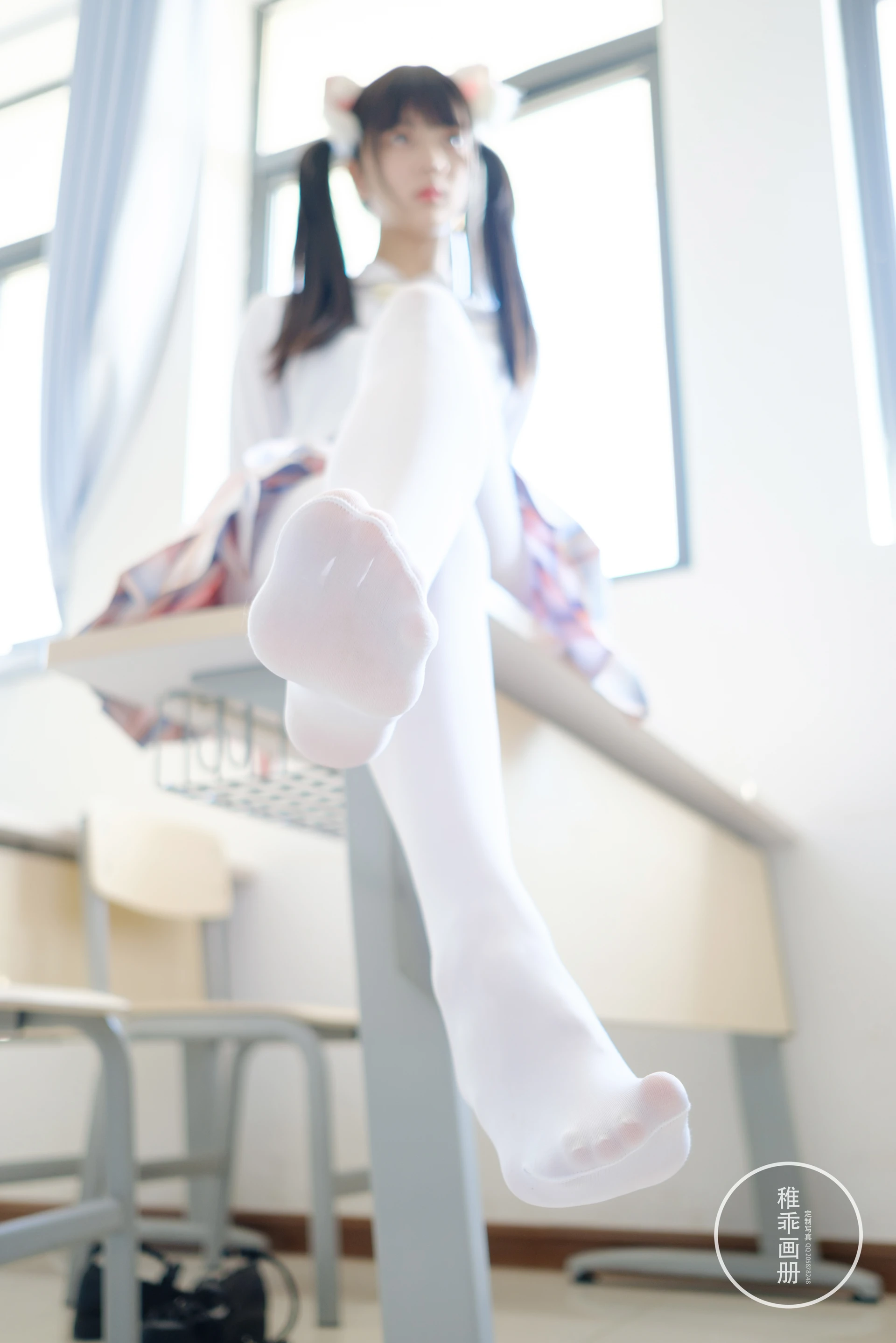 稚乖画册 晴空-04 赤西夜夜 双马尾白丝JK制服 [63P1V-821MB]JK, JK制服, 双马尾, 可爱, 晴空, 白丝, 稚乖画册, 美腿, 美足, 赤西夜夜