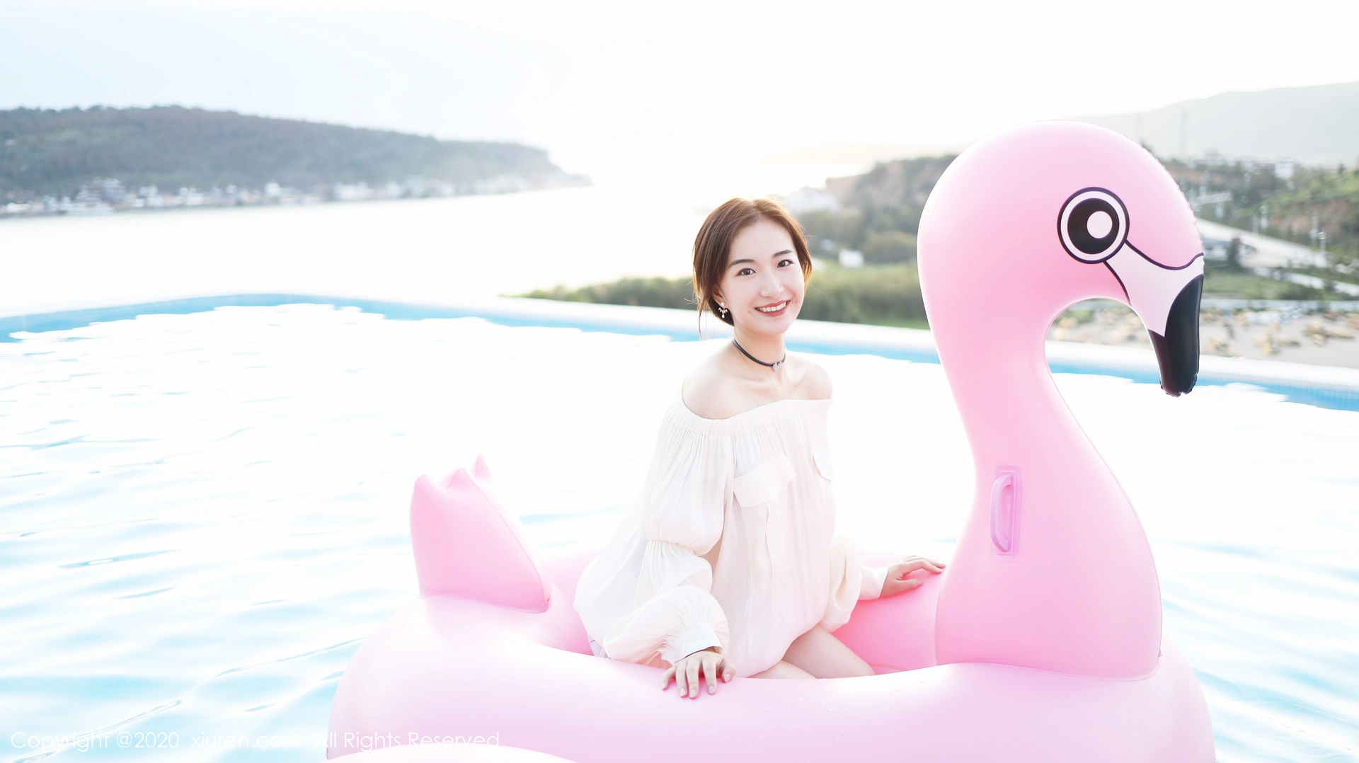 XIUREN秀人网 2020.01.21 NO.1956 艺儿拿铁[42+1P／76.6M]