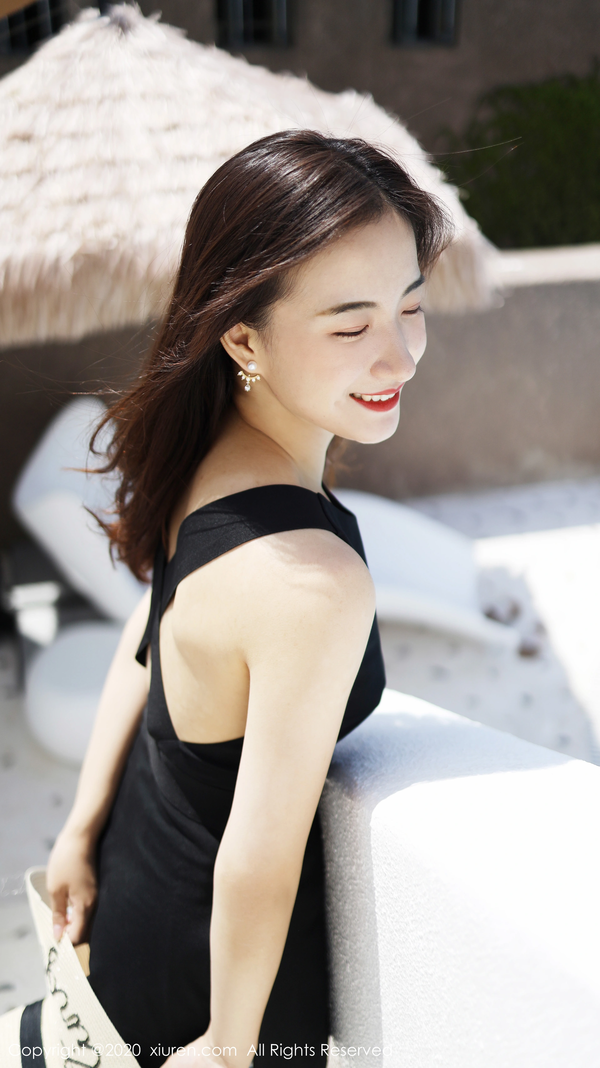 XIUREN秀人网 2020.01.21 NO.1956 艺儿拿铁[42+1P／76.6M]