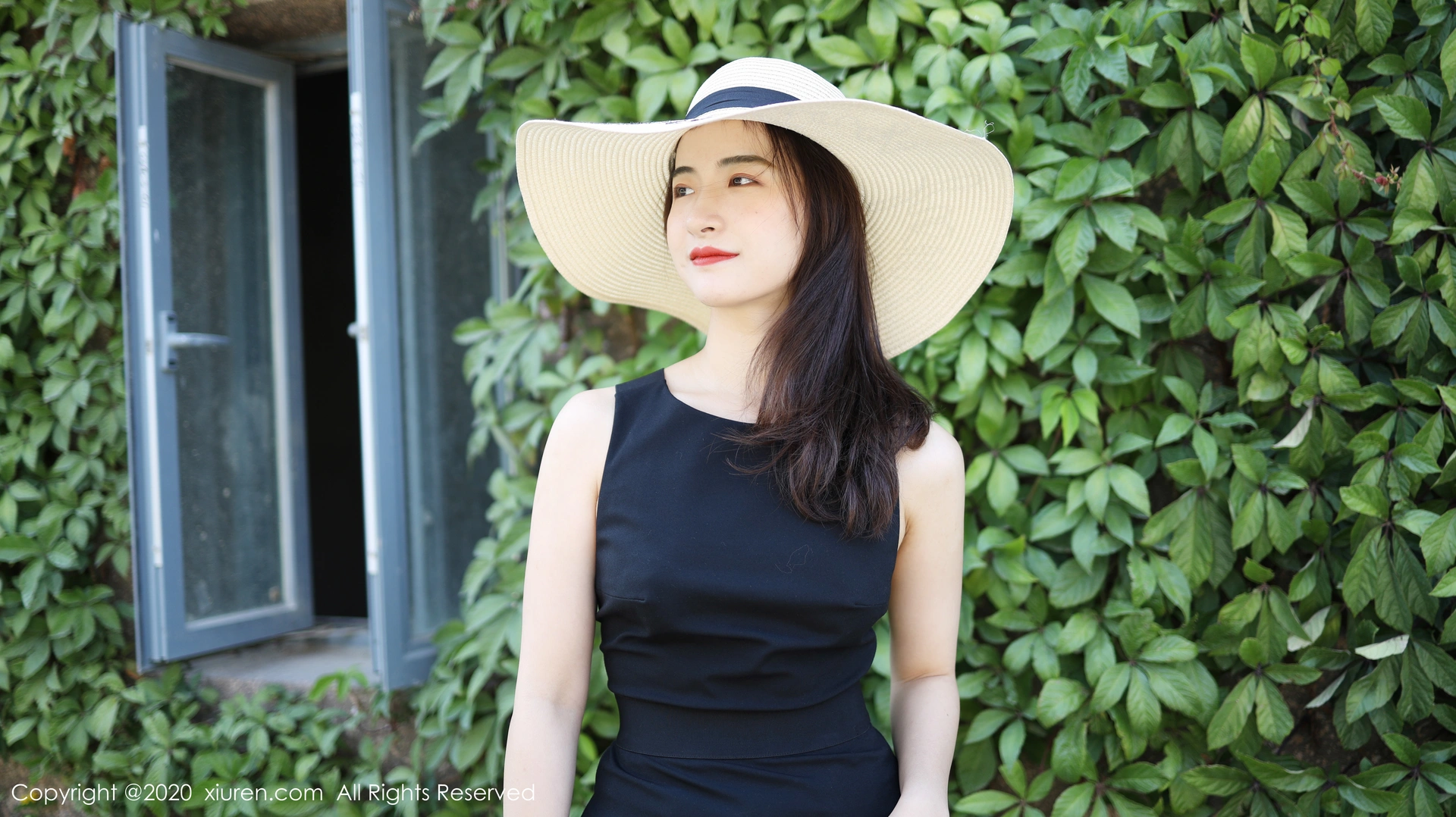 XIUREN秀人网 2020.01.21 NO.1956 艺儿拿铁[42+1P／76.6M]