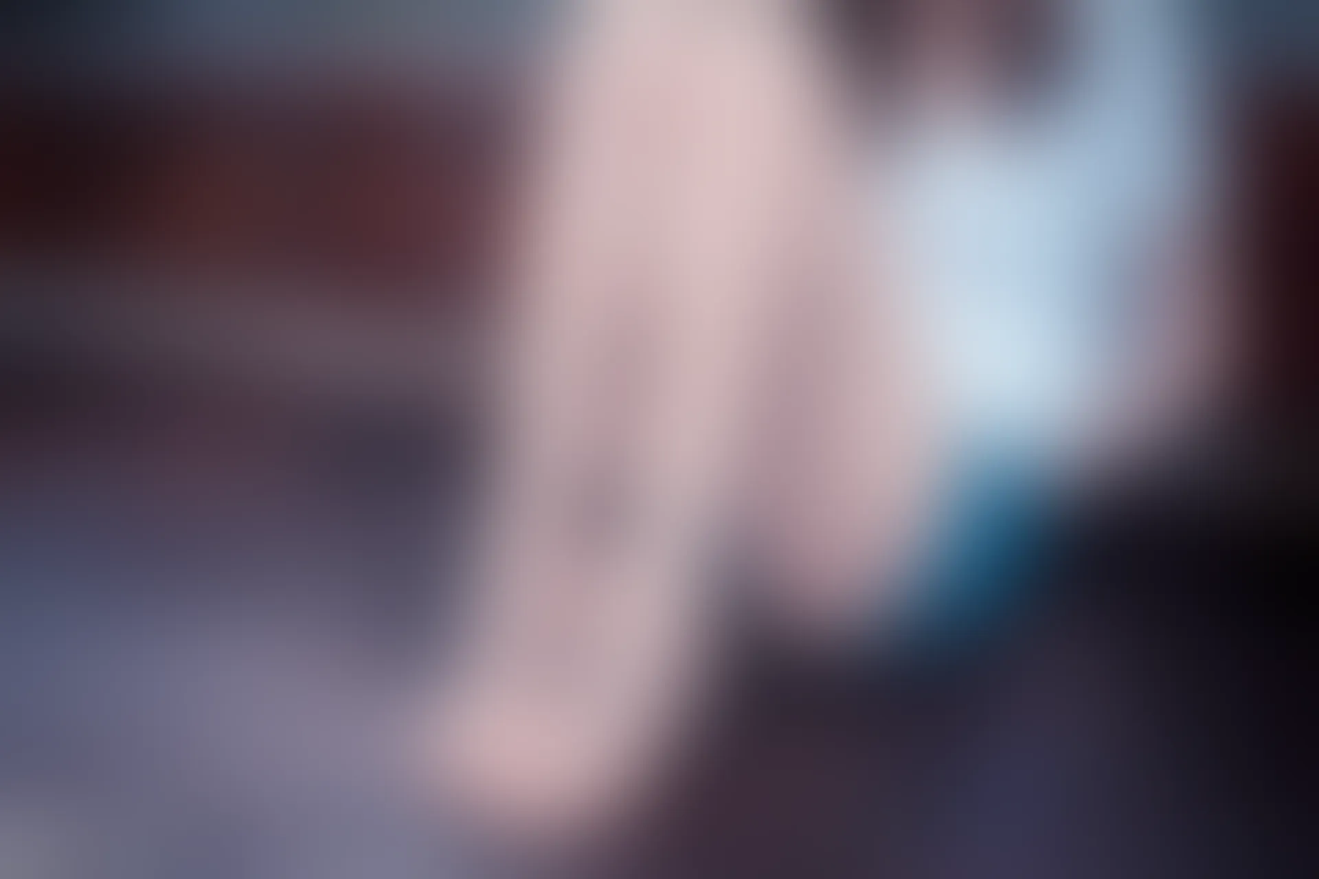 C14.004 发光的果腿 [42P-92MB]