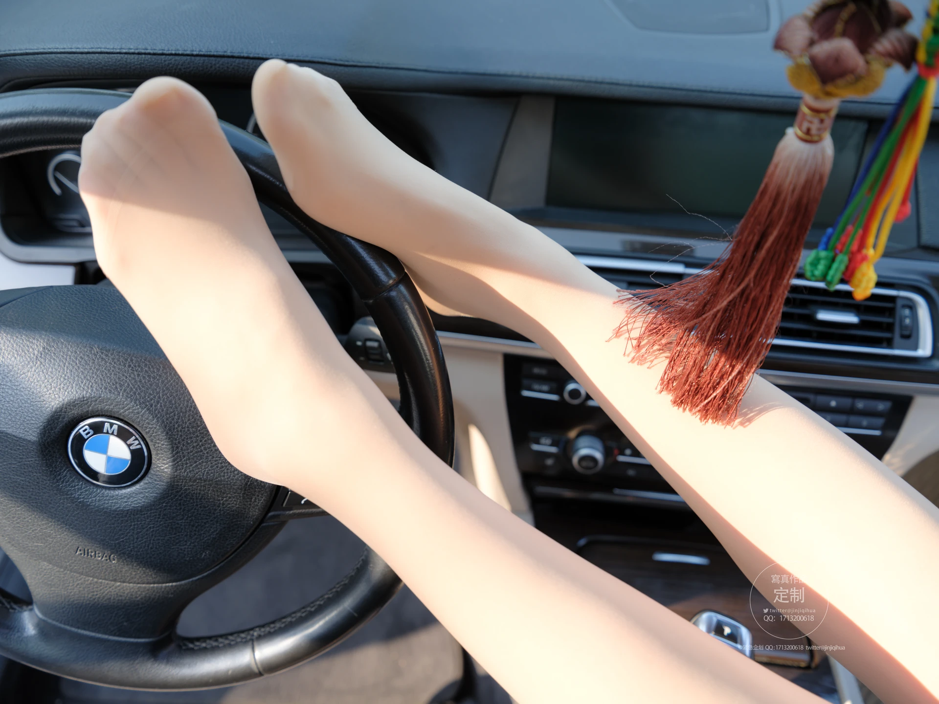 紧急企划 EX.004 见希w 车内肉丝OL [77P1V-3.50GB]OL, OL制服, 紧急企划, 美腿, 美足, 肉丝, 见希w