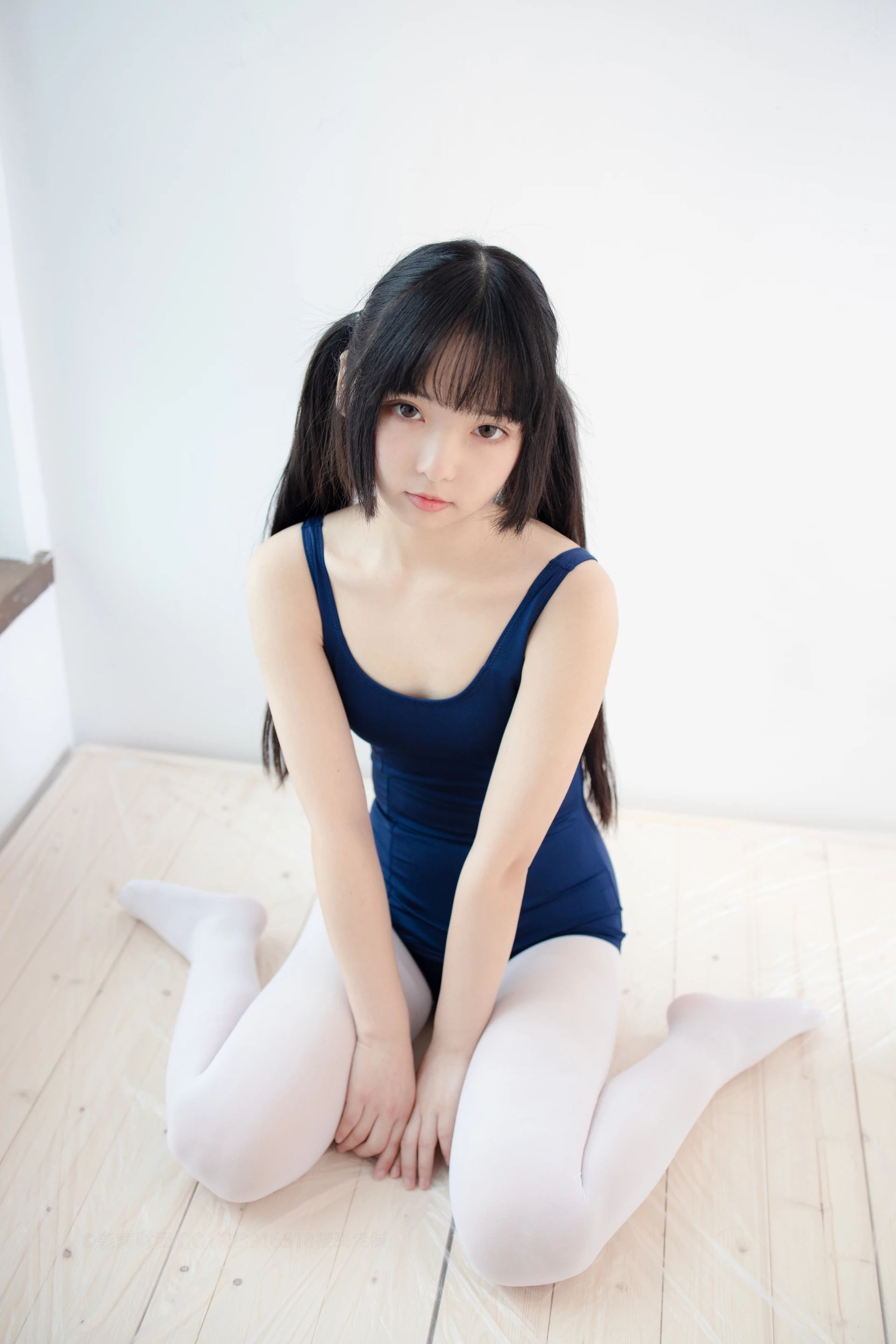 森萝财团 X-048-DZ [94P1V-2.22G]森萝财团, 死库水, 白丝, 美腿