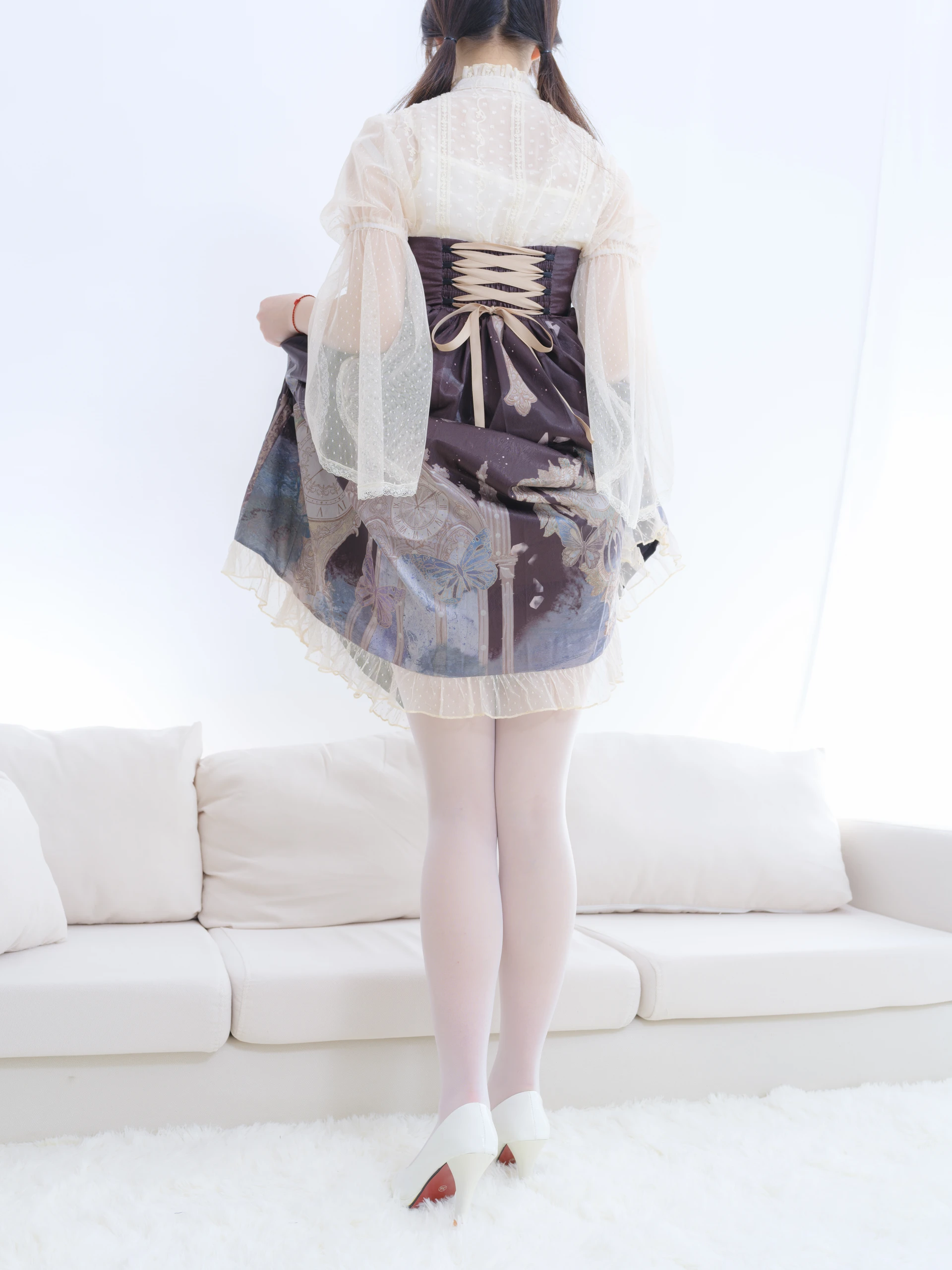 森萝财团 雨云-07E 4K 白丝双马尾lolita裙+JK制服 [142P1V-7.41GB]