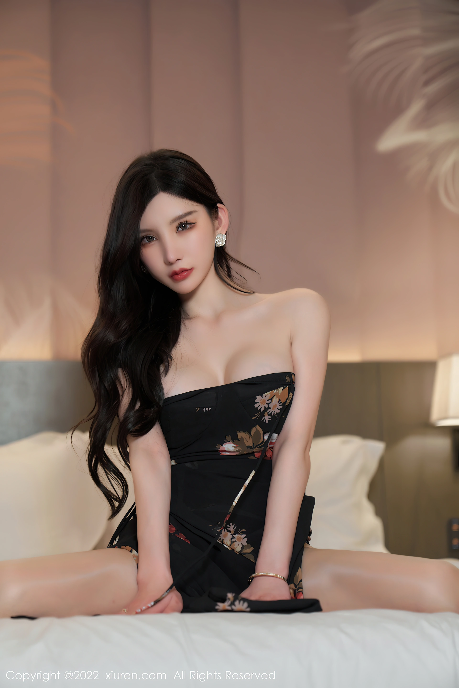 XiuRen秀人网 2022.03.30 No.4799 周于希Sally 女神丝袜[74+1P 691MB]