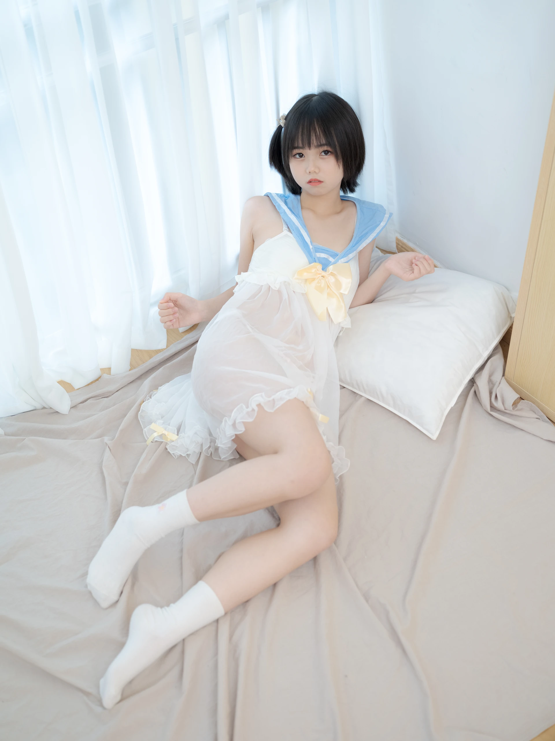 少女秩序 GR07L 小鱼 白丝睡衣 [37P-1.39GB]小鱼, 少女秩序, 白丝, 睡衣, 美腿, 美足