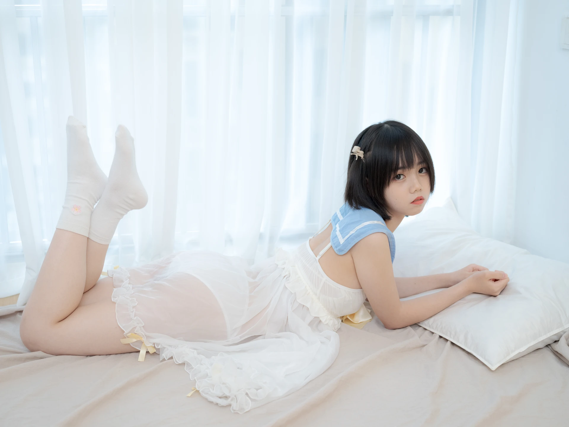 少女秩序 GR07L 小鱼 白丝睡衣 [37P-1.39GB]小鱼, 少女秩序, 白丝, 睡衣, 美腿, 美足