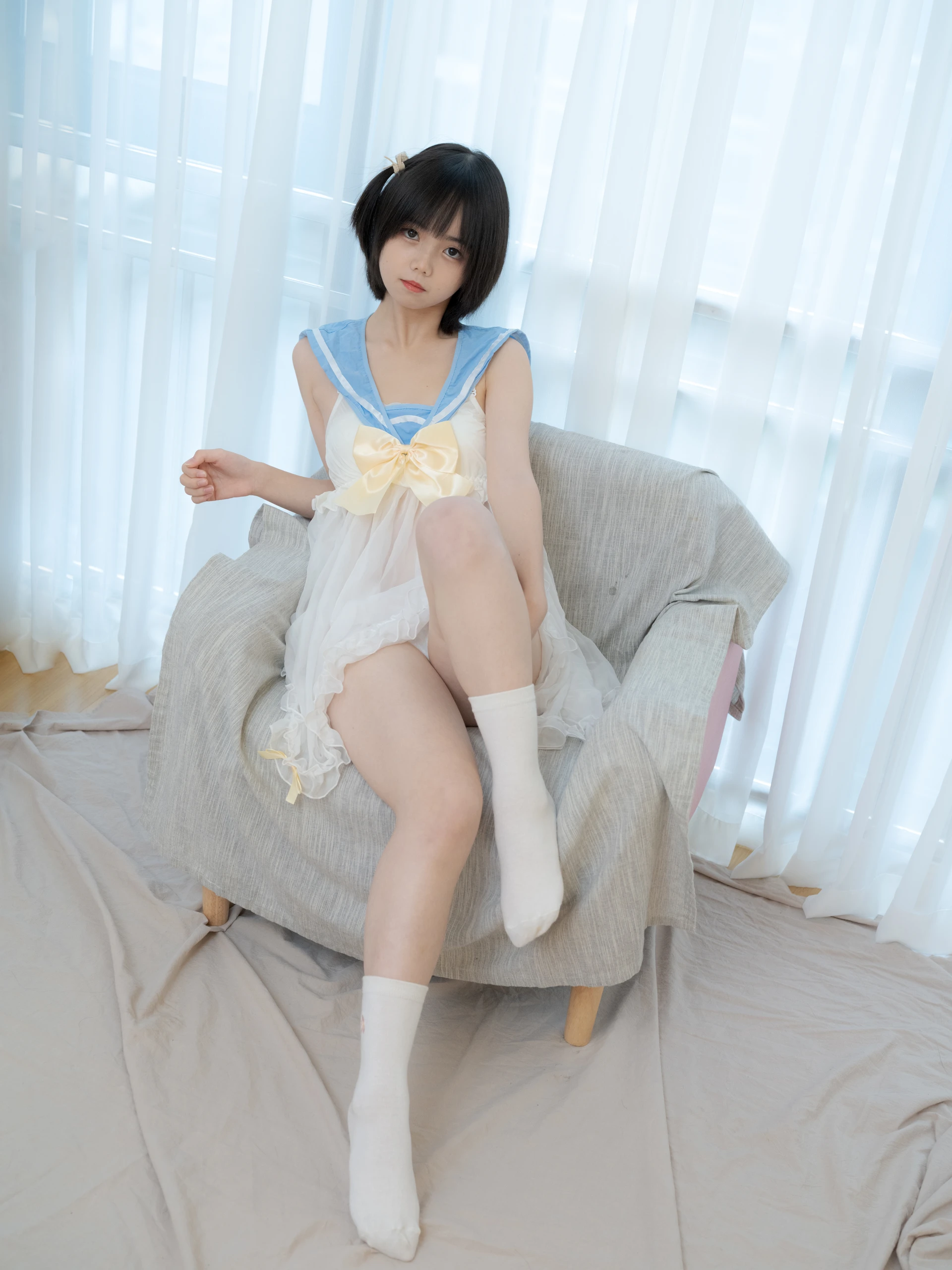 少女秩序 GR07L 小鱼 白丝睡衣 [37P-1.39GB]小鱼, 少女秩序, 白丝, 睡衣, 美腿, 美足