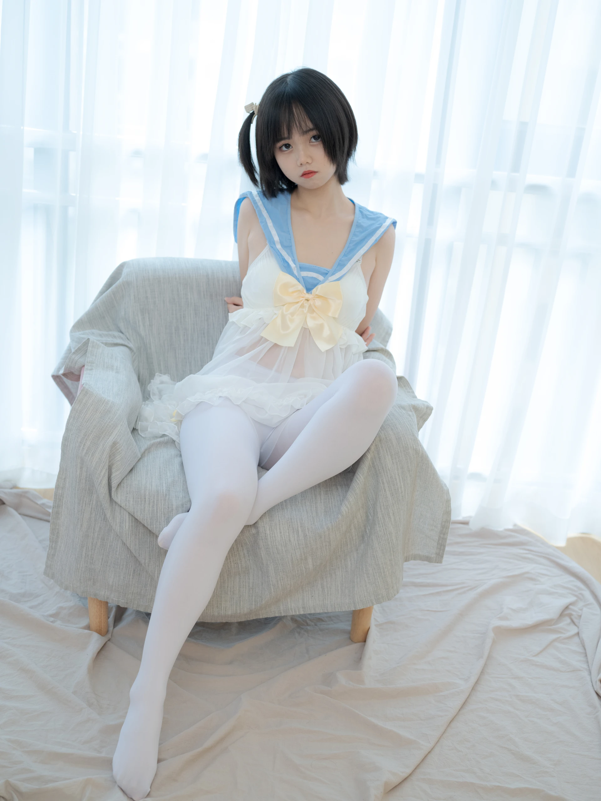 少女秩序 GR07L 小鱼 白丝睡衣 [37P-1.39GB]小鱼, 少女秩序, 白丝, 睡衣, 美腿, 美足