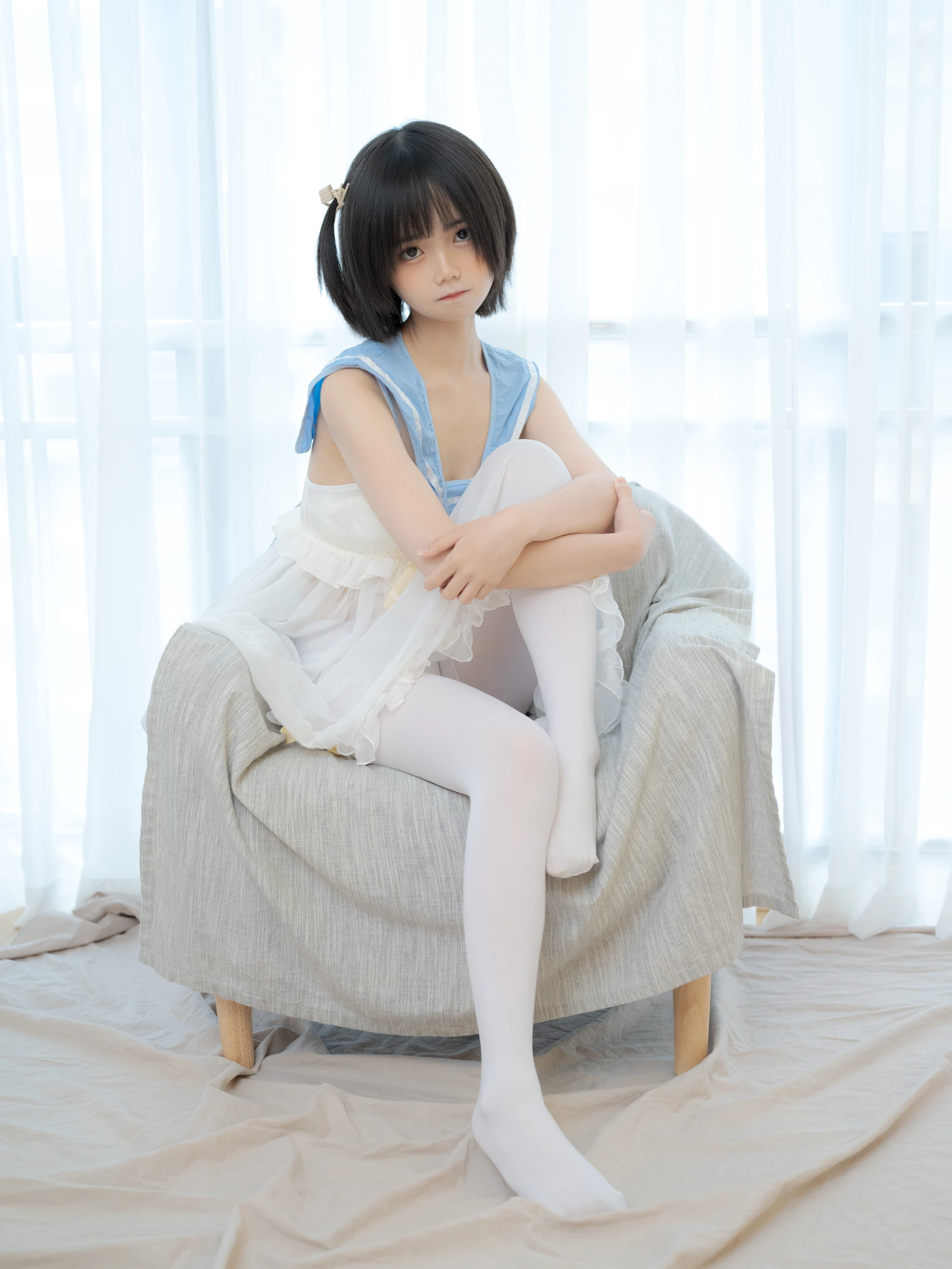 少女秩序 GR07L 小鱼 白丝睡衣 [37P-1.39GB]小鱼, 少女秩序, 白丝, 睡衣, 美腿, 美足