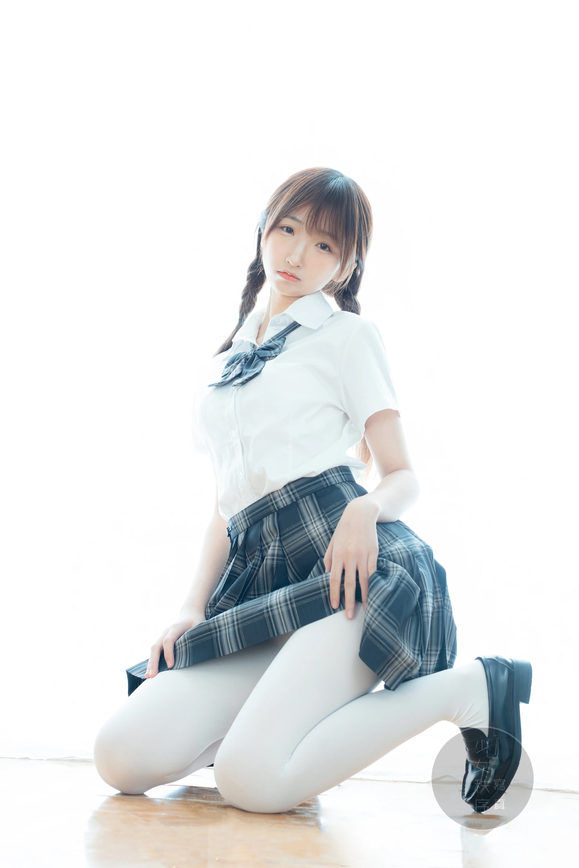 少女秩序 EX.10 鹿可 白丝JK双马尾（七夕情景音频特别篇）[35P1V-757.6M]JK制服, 双马尾, 少女秩序, 白丝, 美腿, 美足, 鹿可