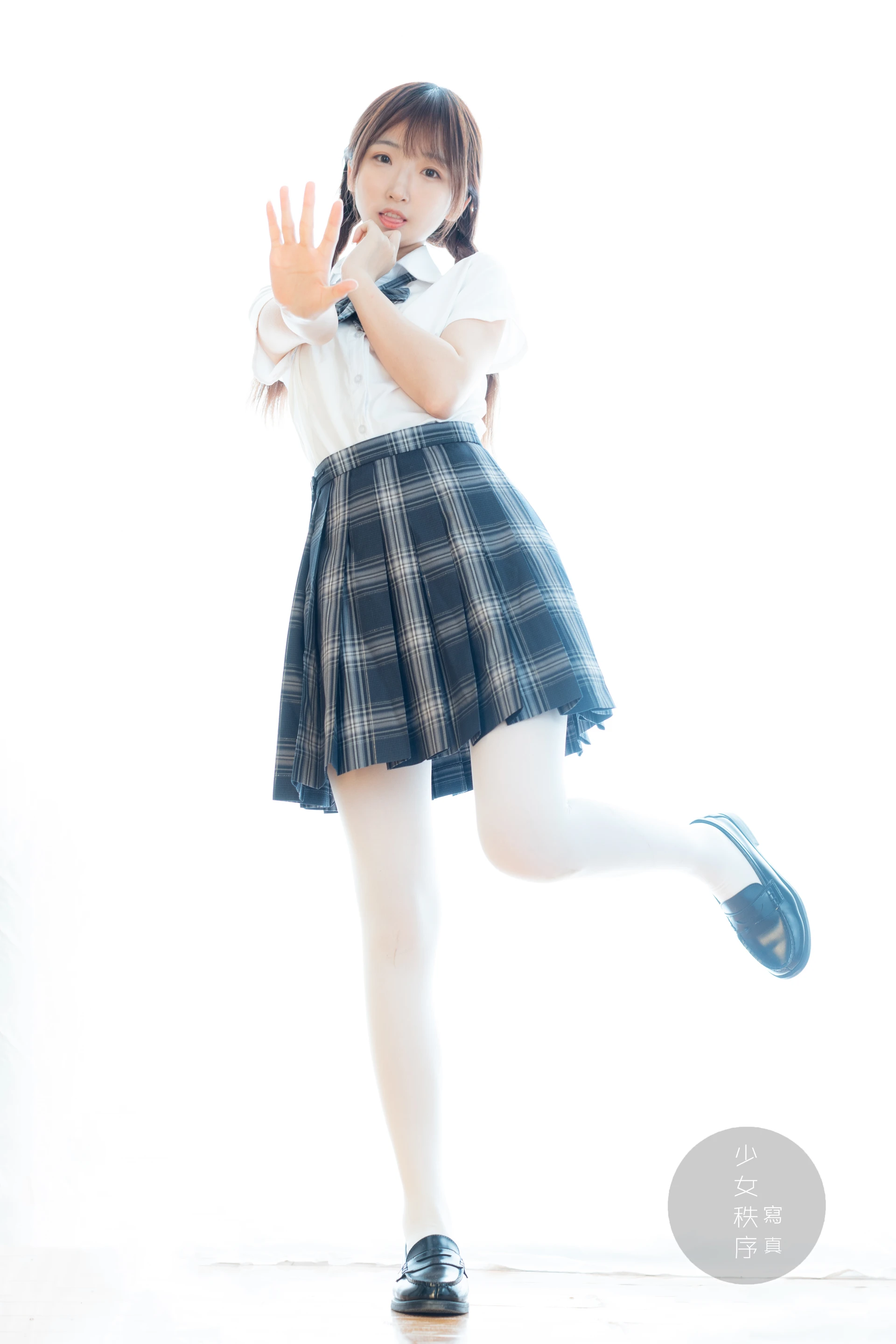 少女秩序 EX.10 鹿可 白丝JK双马尾（七夕情景音频特别篇）[35P1V-757.6M]JK制服, 双马尾, 少女秩序, 白丝, 美腿, 美足, 鹿可