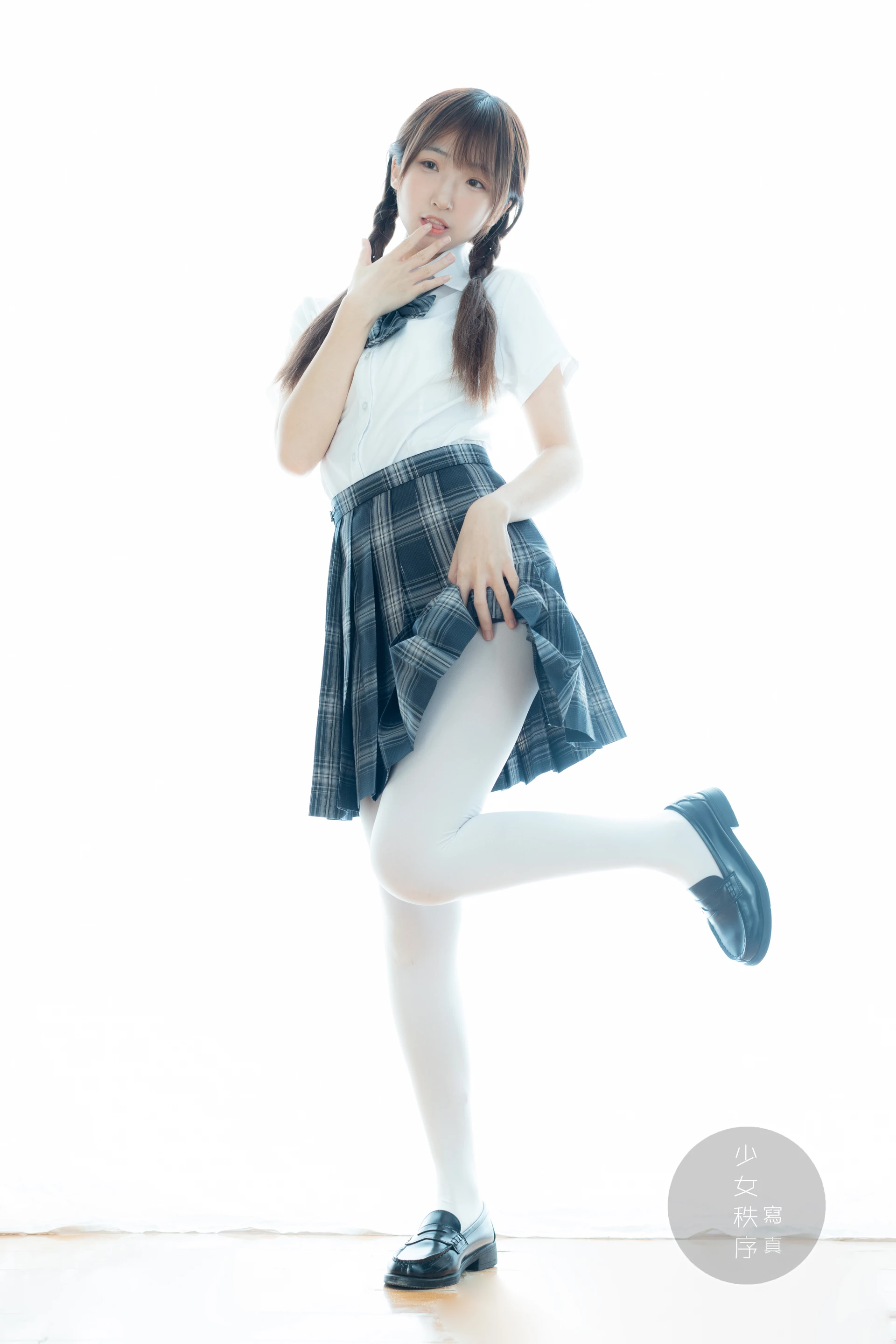 少女秩序 EX.10 鹿可 白丝JK双马尾（七夕情景音频特别篇）[35P1V-757.6M]JK制服, 双马尾, 少女秩序, 白丝, 美腿, 美足, 鹿可