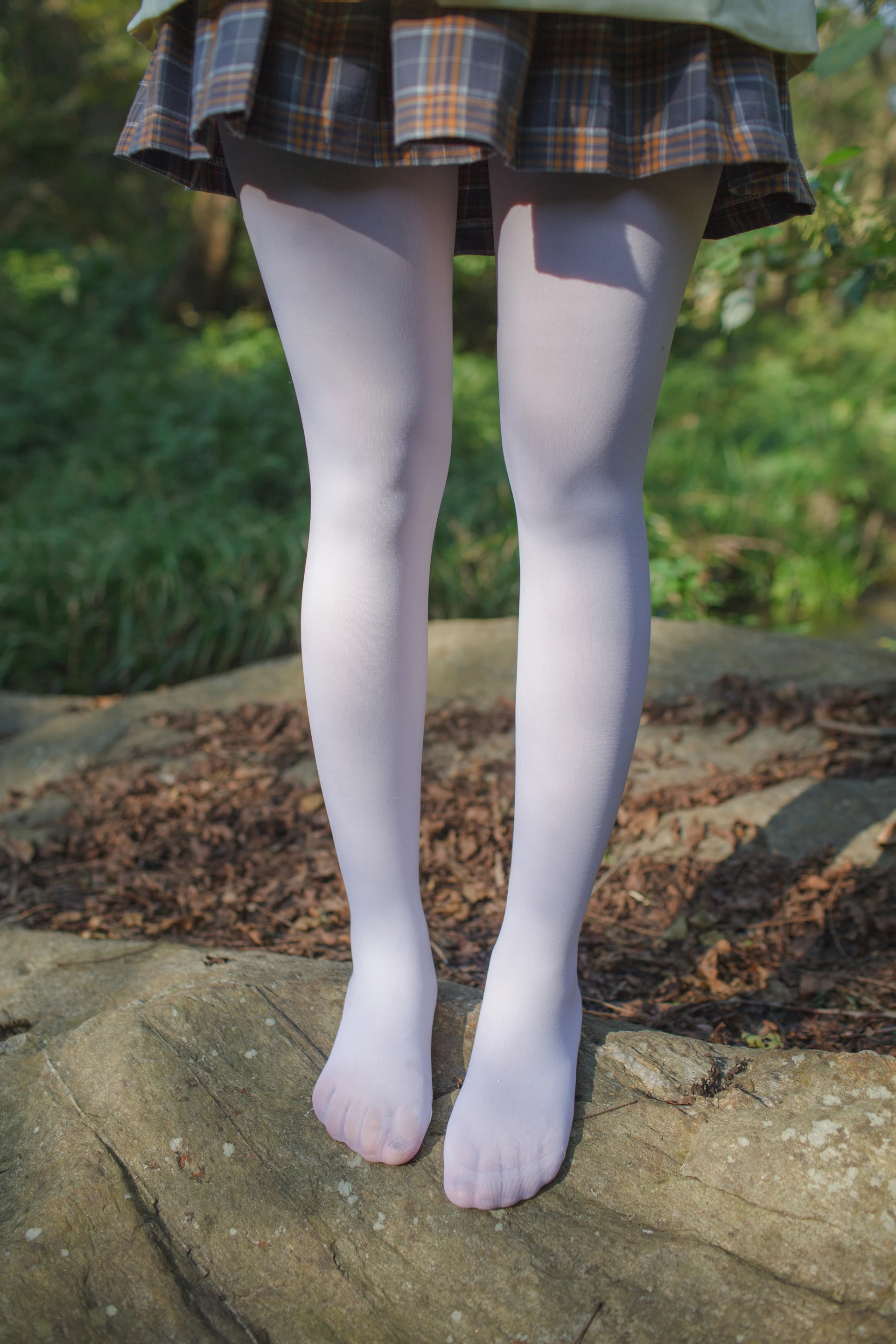 少女秩序 EX.02 户外黑丝+白丝JK双马尾[80P-843.3M]JK制服, 双马尾, 少女秩序, 白丝, 美腿, 美足, 黑丝