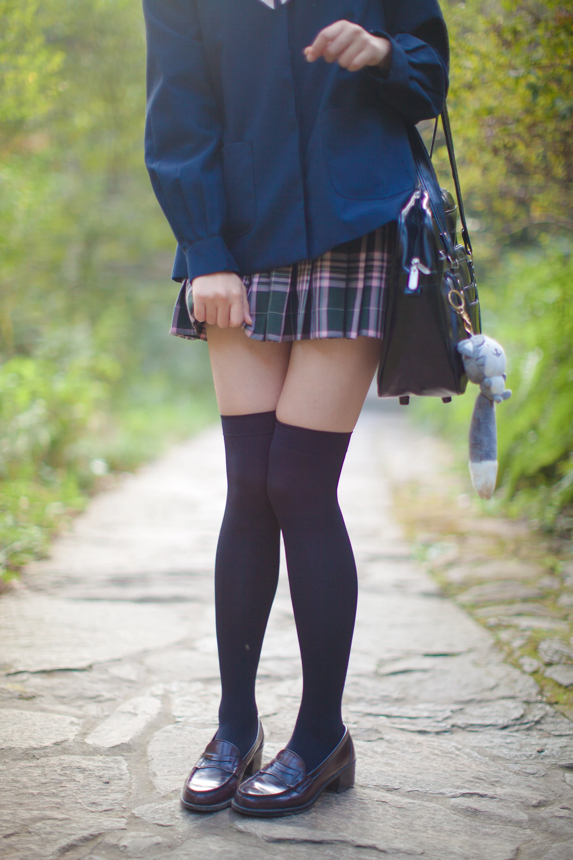 少女秩序 EX.02 户外黑丝+白丝JK双马尾[80P-843.3M]JK制服, 双马尾, 少女秩序, 白丝, 美腿, 美足, 黑丝