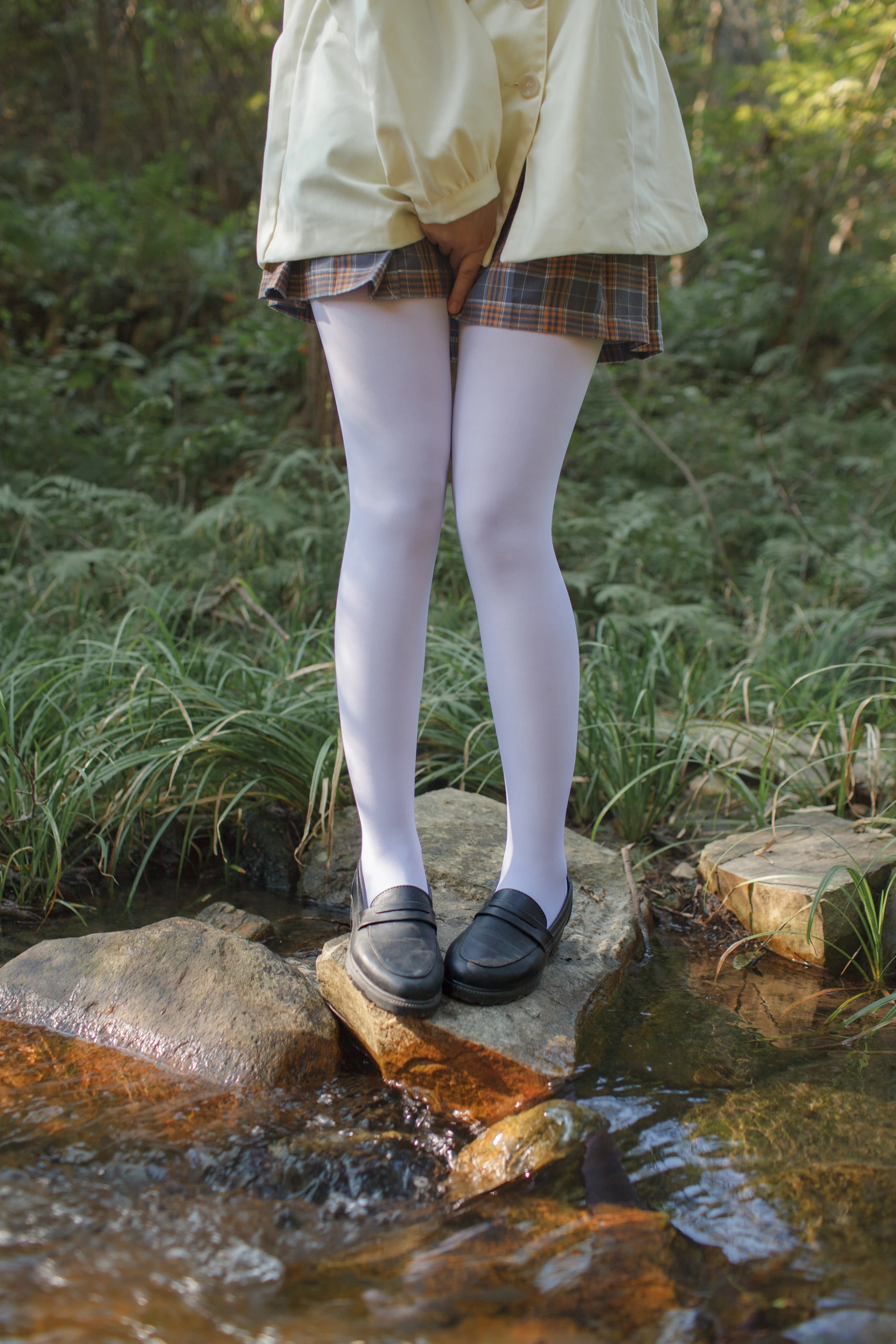 少女秩序 EX.02 户外黑丝+白丝JK双马尾[80P-843.3M]JK制服, 双马尾, 少女秩序, 白丝, 美腿, 美足, 黑丝
