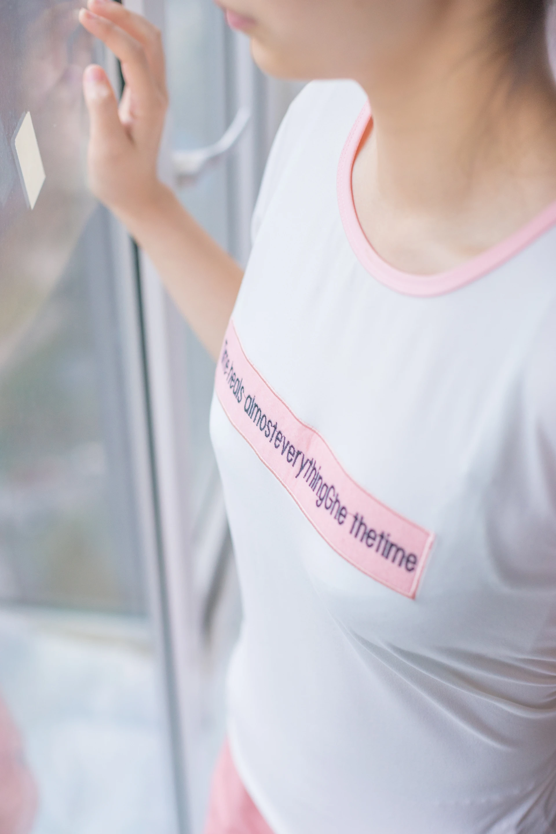 轻兰映画 VOL.007 [51P-338M]可爱, 白丝, 美腿, 美足, 轻兰映画