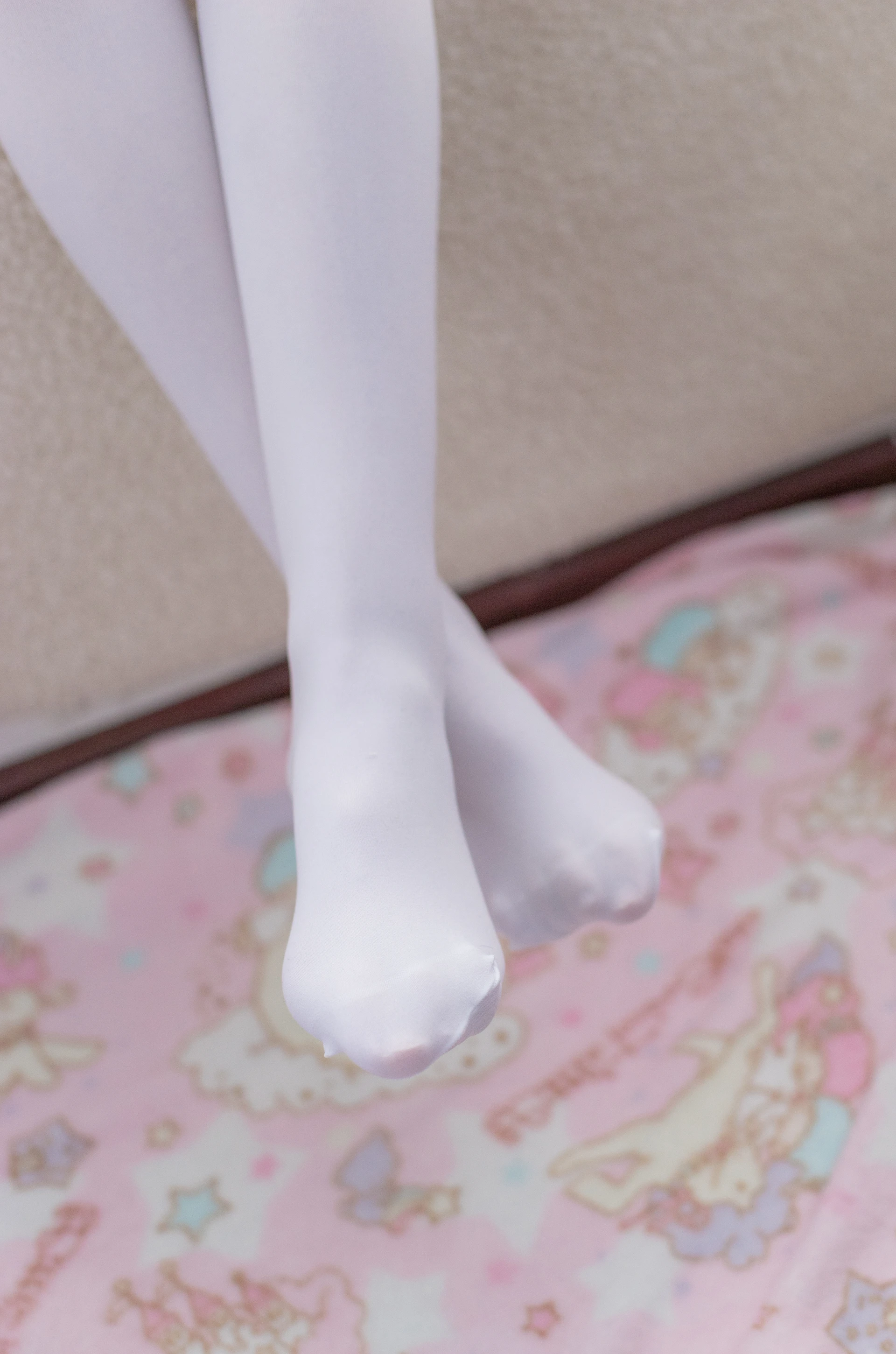 轻兰映画 VOL.007 [51P-338M]可爱, 白丝, 美腿, 美足, 轻兰映画