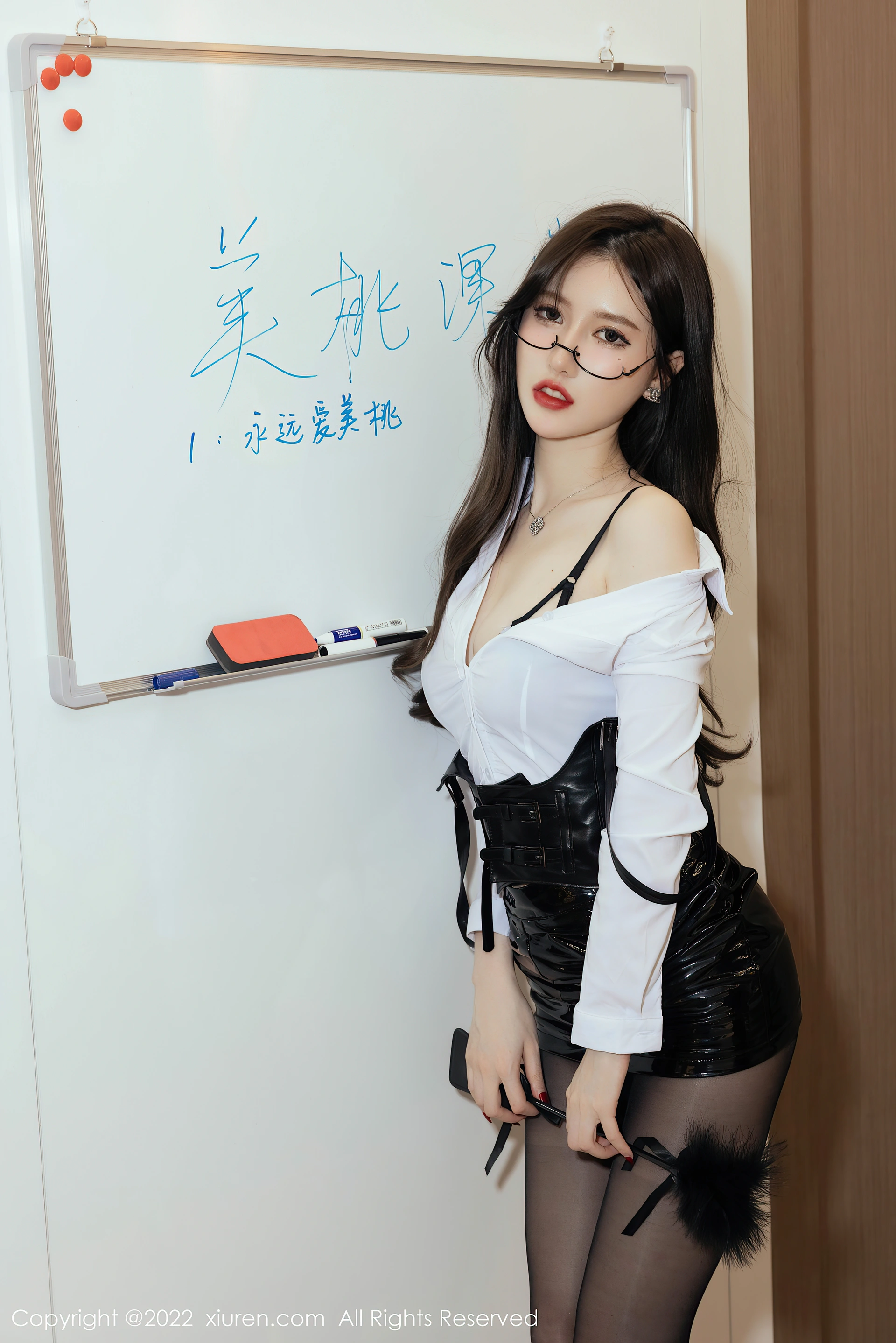 XIUREN秀人网 2022.05.06 NO.4970 美桃酱 [92+1P920M]