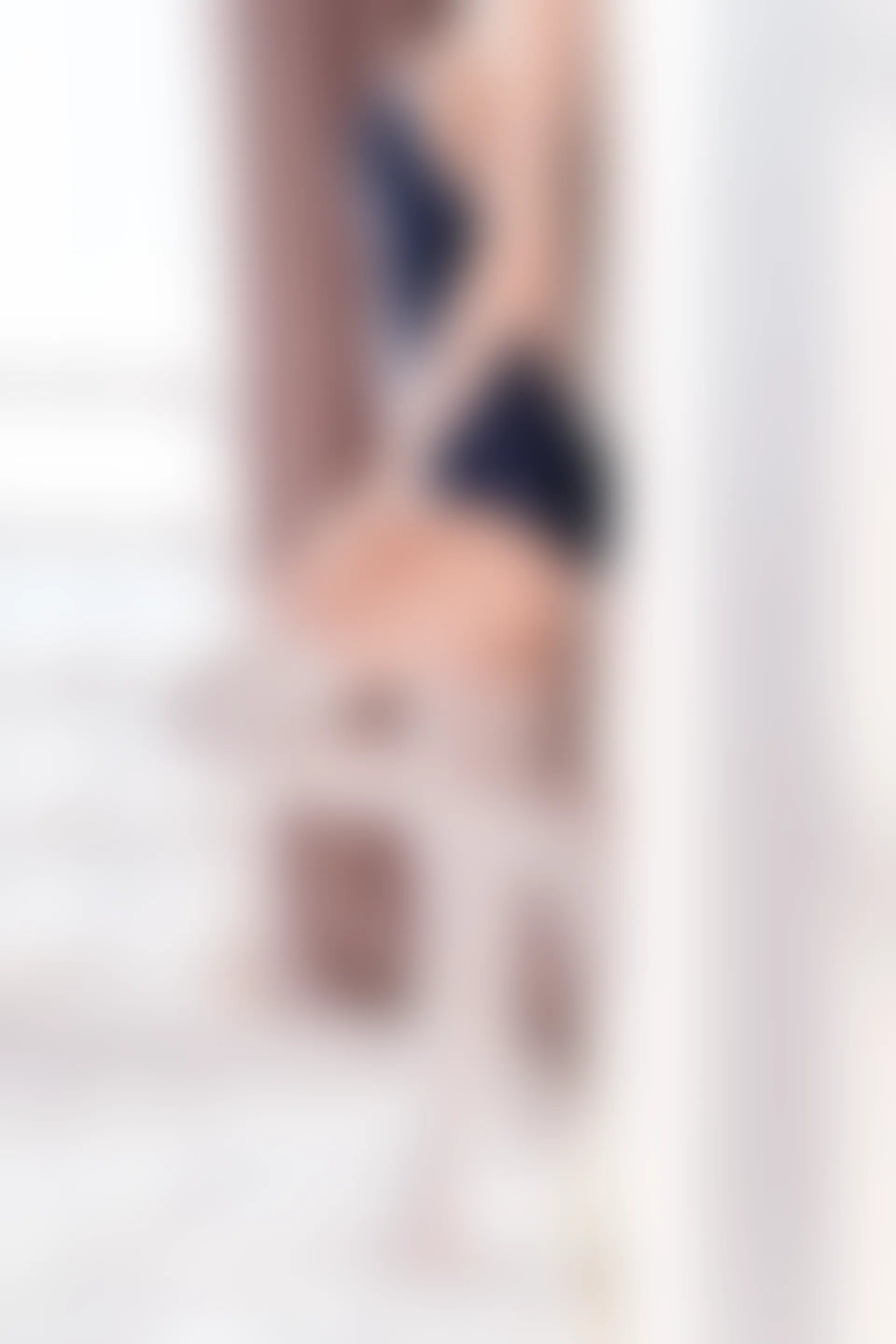 兔玩映画 夏日泳装 Vol.050 光和影 [41P-146MB]