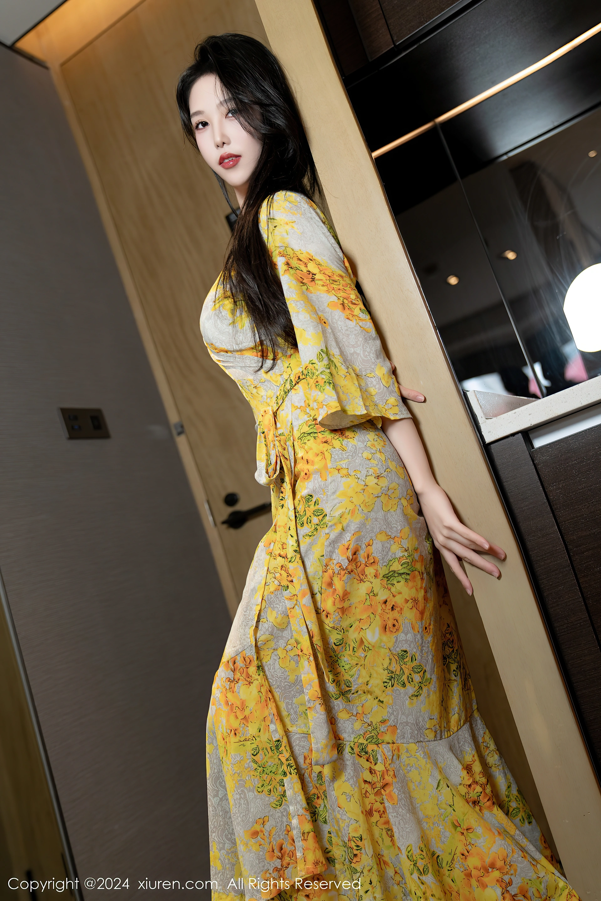 XIUREN秀人网 2024.01.18 NO.7981 利世[99+1P／981MB]