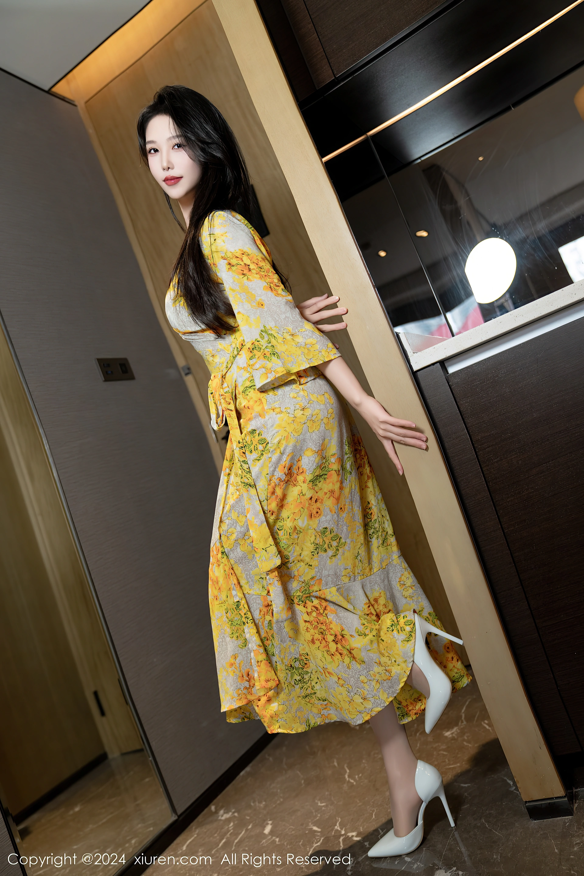 XIUREN秀人网 2024.01.18 NO.7981 利世[99+1P／981MB]