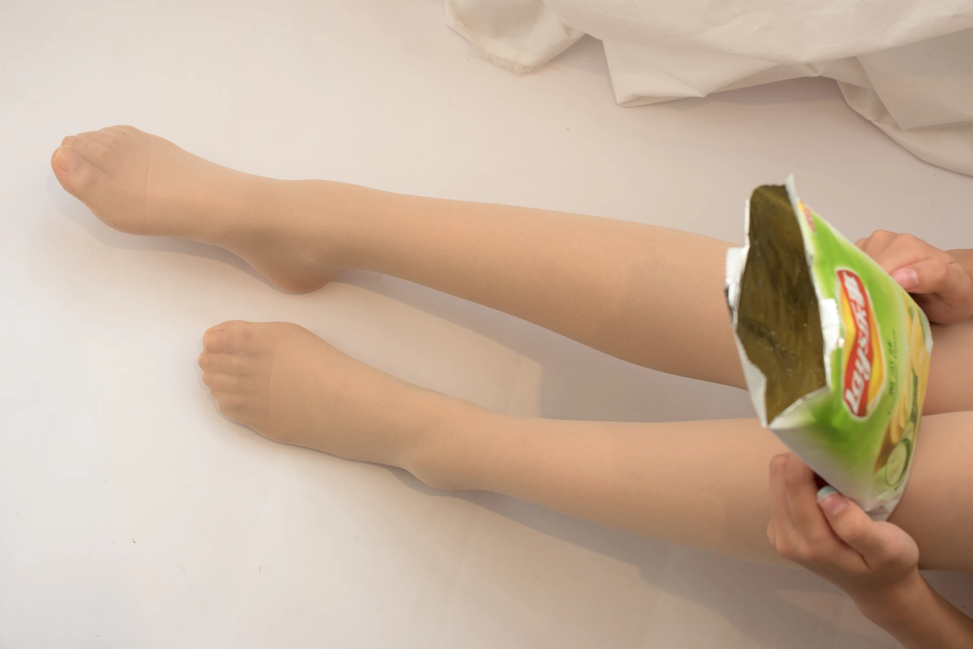 爱花写真 ALPHA-011 [122P-1.22G]森萝财团, 爱花写真, 美腿, 肉丝