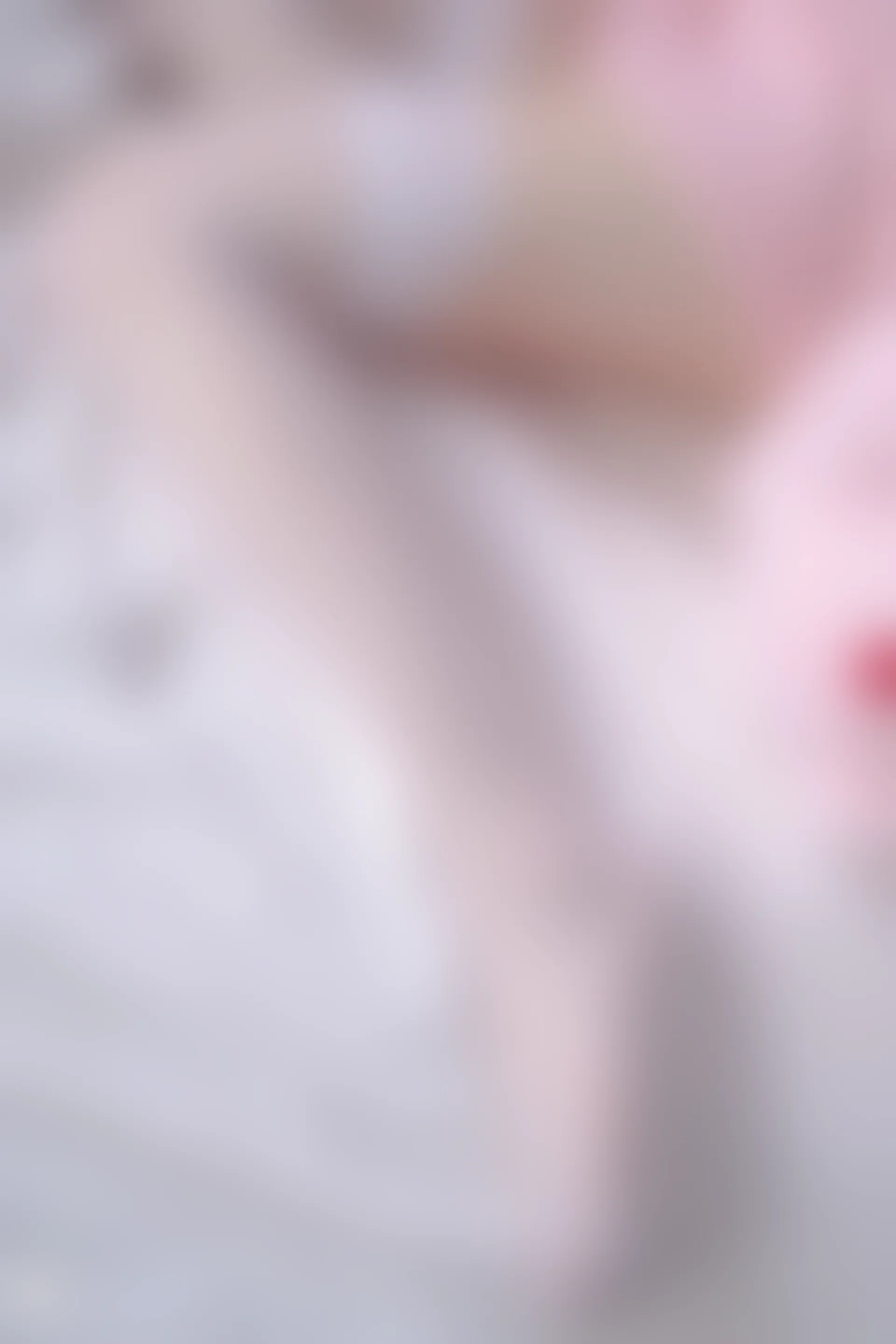 C02.001 爱的魔力甜甜圈 [42P-761MB]