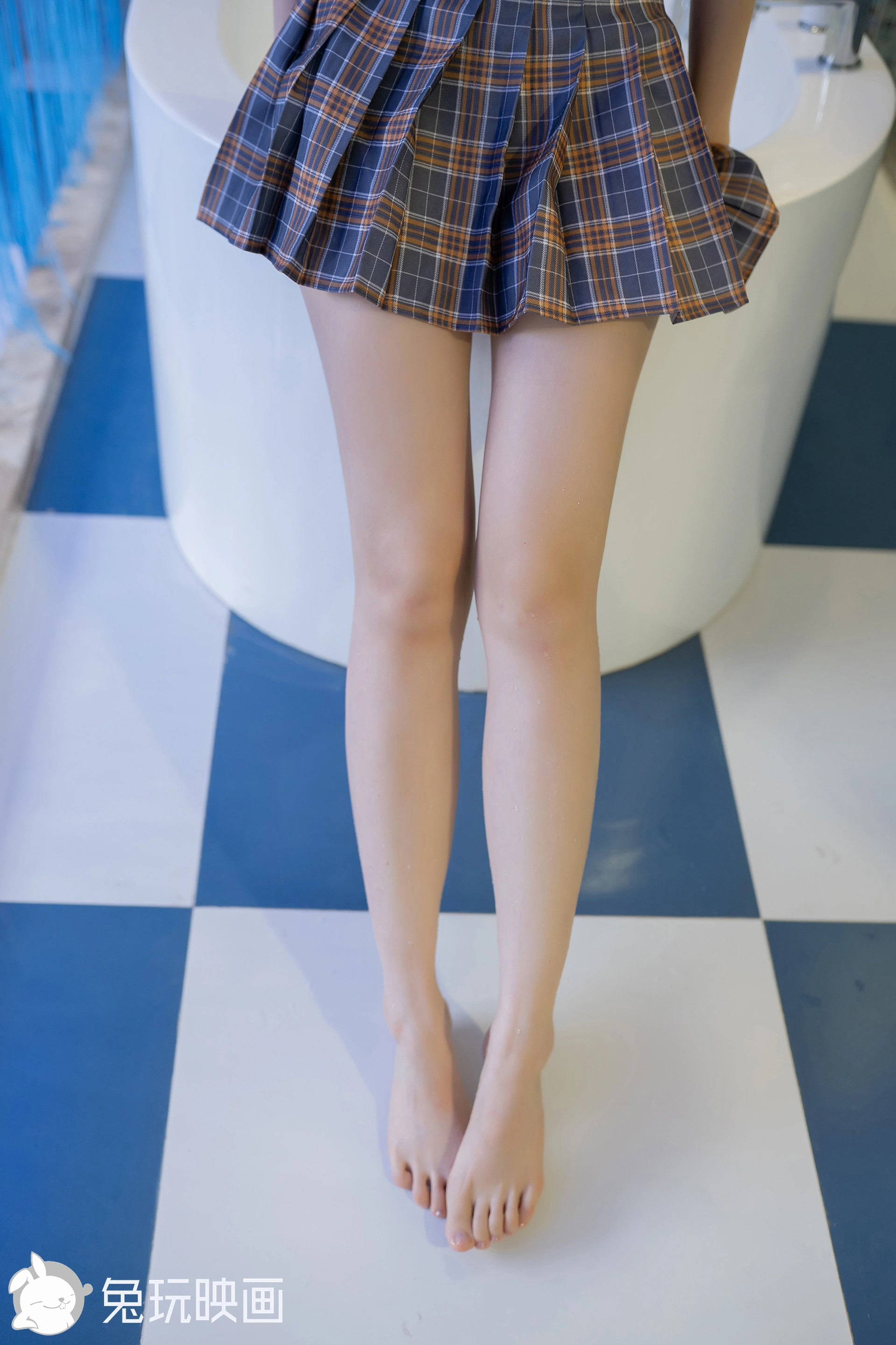 D51.006 浴缸里玩水 [40P-101MB]