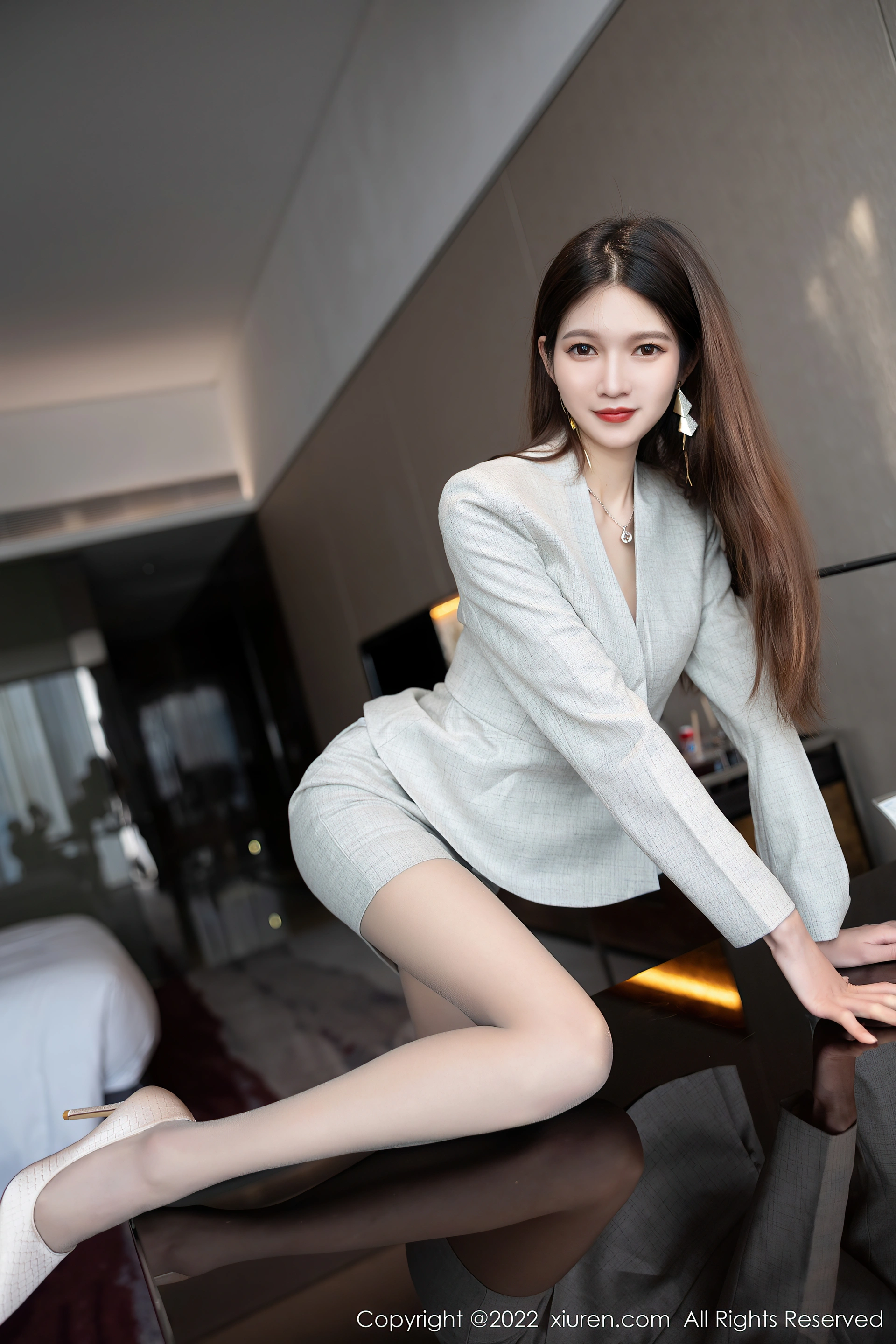 XiuRen秀人网 2022.03.14 No.4713 程程程- 丝袜美腿[75+1P 690MB]