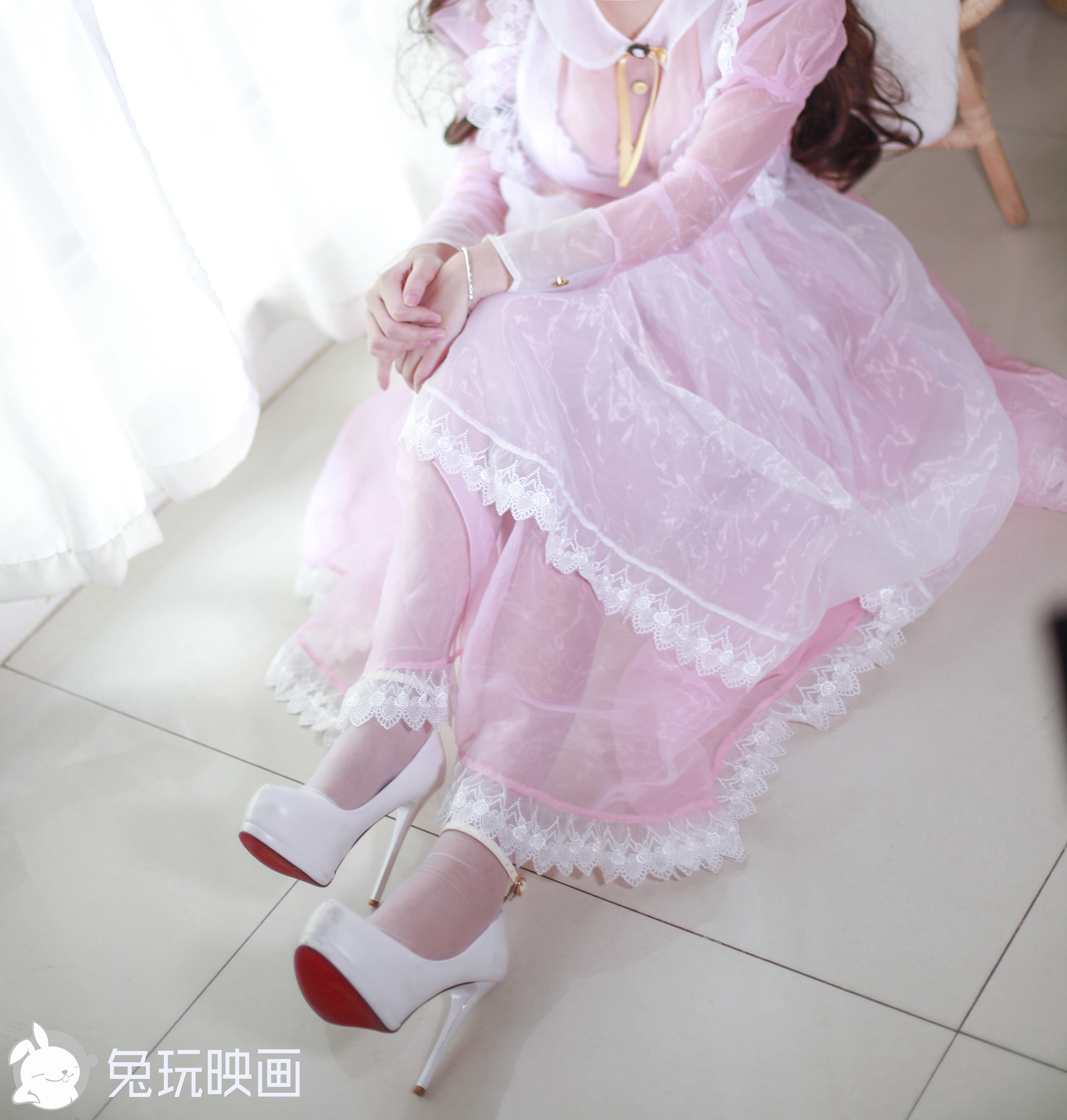 C48.002 粉色透明女仆 [40P-472MB]
