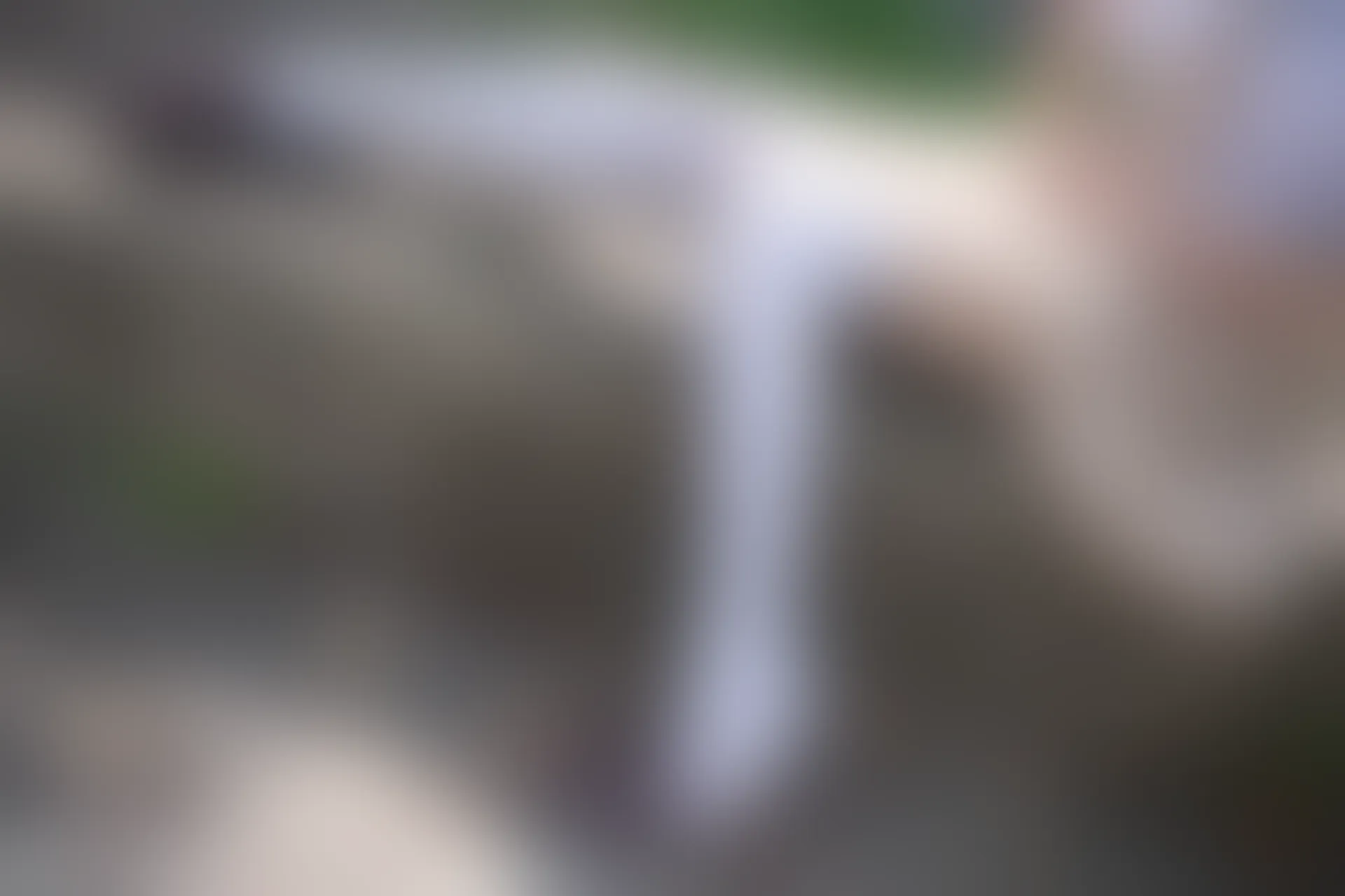 C19.006 树荫里的小细腿 [40P-104MB]