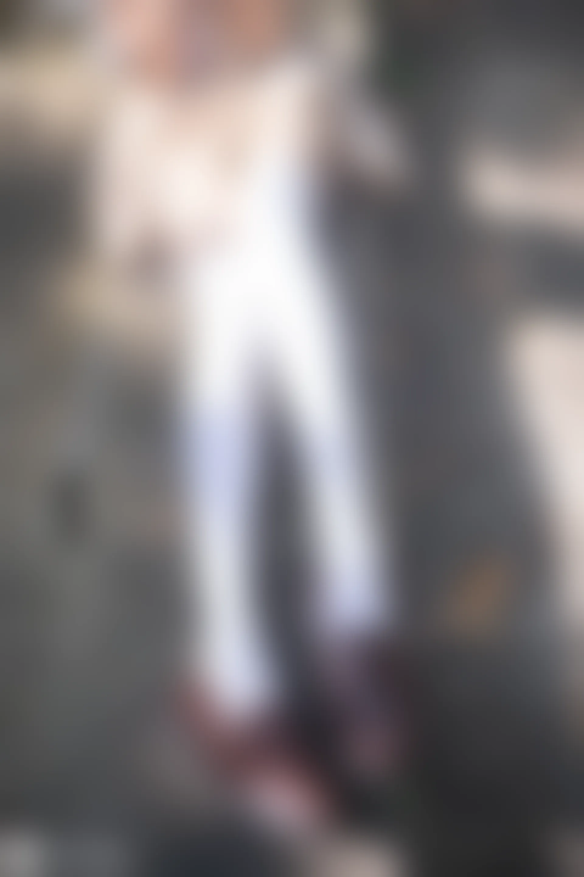 C19.006 树荫里的小细腿 [40P-104MB]