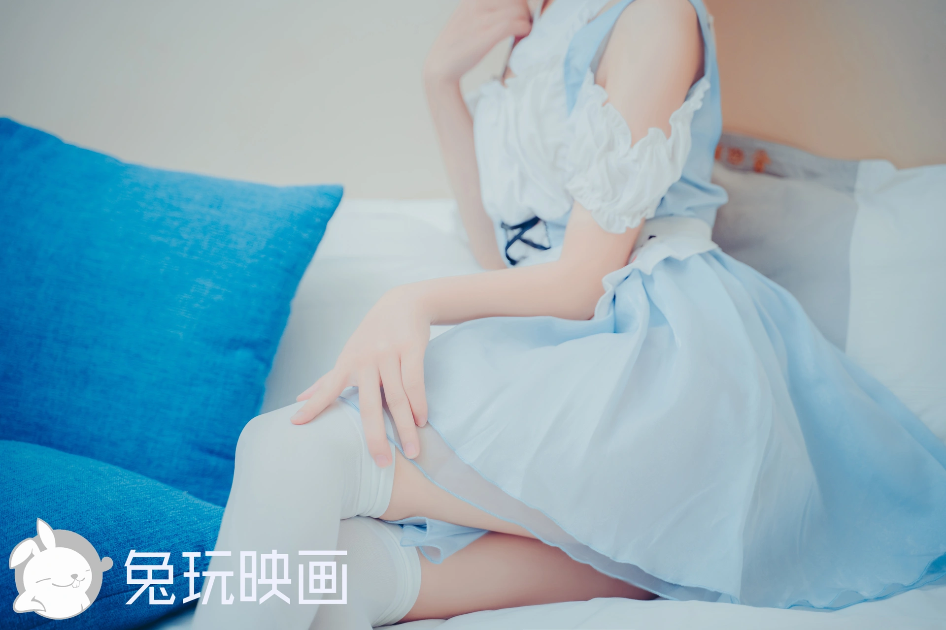 C34.007 蓝色女仆 [40P-709MB]