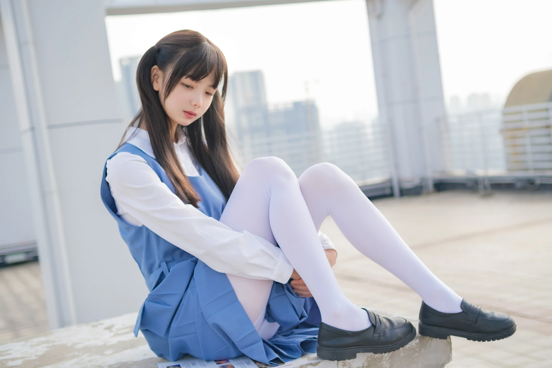 稚乖画册 晴空-02 赤西夜夜 JK制服白丝双马尾 [79P1V-1.1GB]JK, JK制服, 双马尾, 可爱, 晴空, 白丝, 稚乖画册, 美腿, 美足, 赤西夜夜