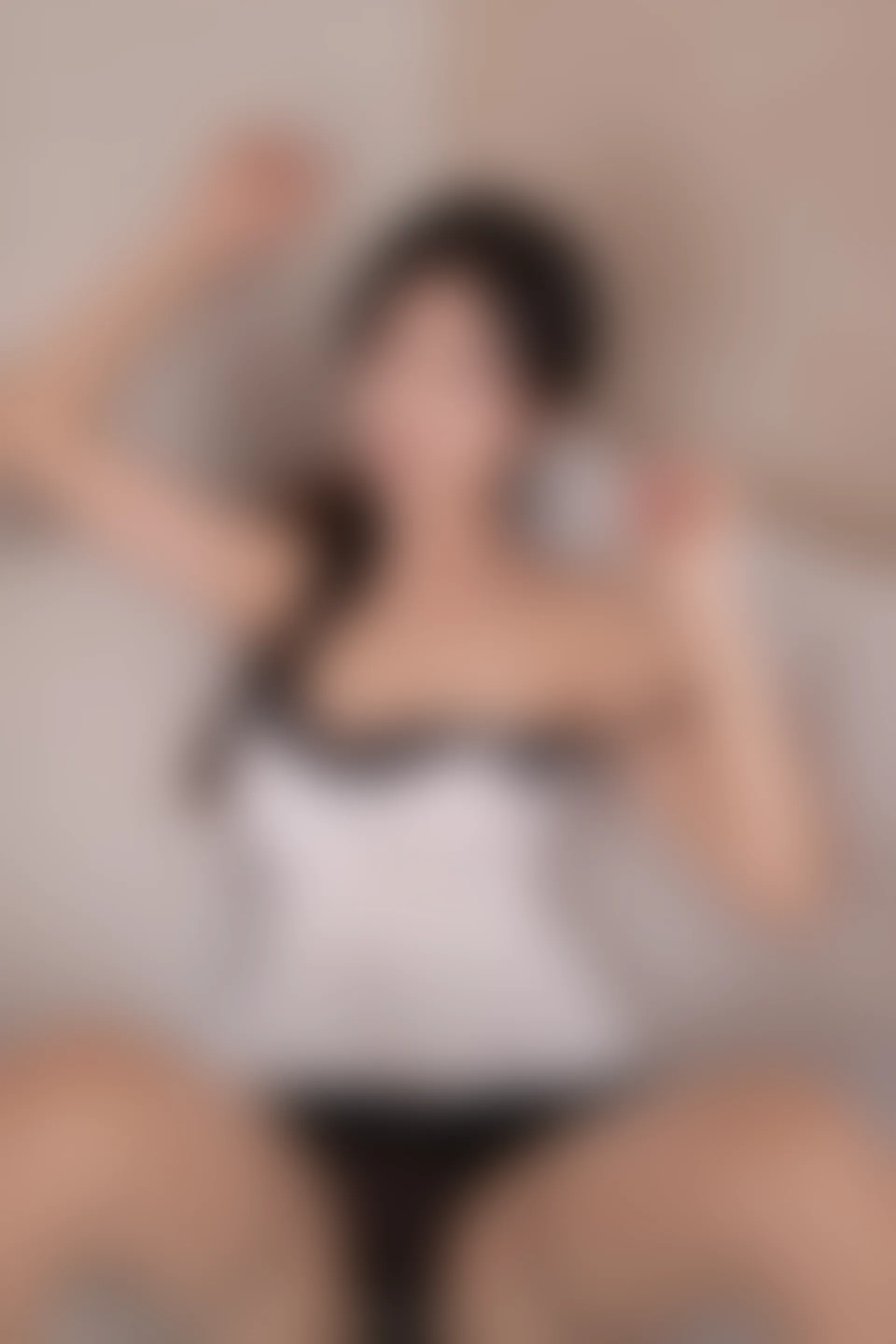 XIUREN秀人网 2023.08.16 NO.7240 利世[79+1P／687MB]