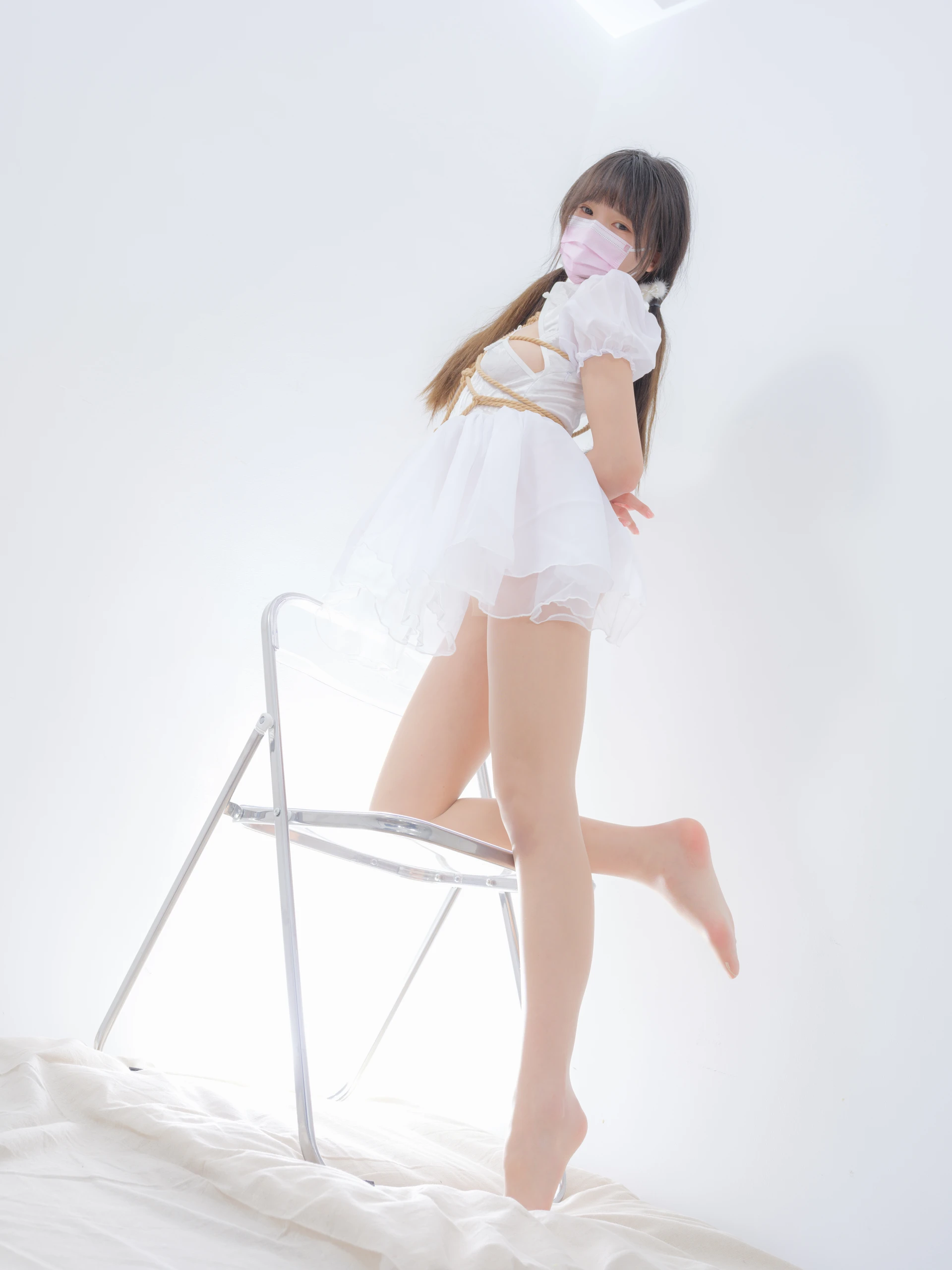 森萝财团 春雪-05E 4K 双马尾肉丝连衣裙 [105P2V-5.16GB]