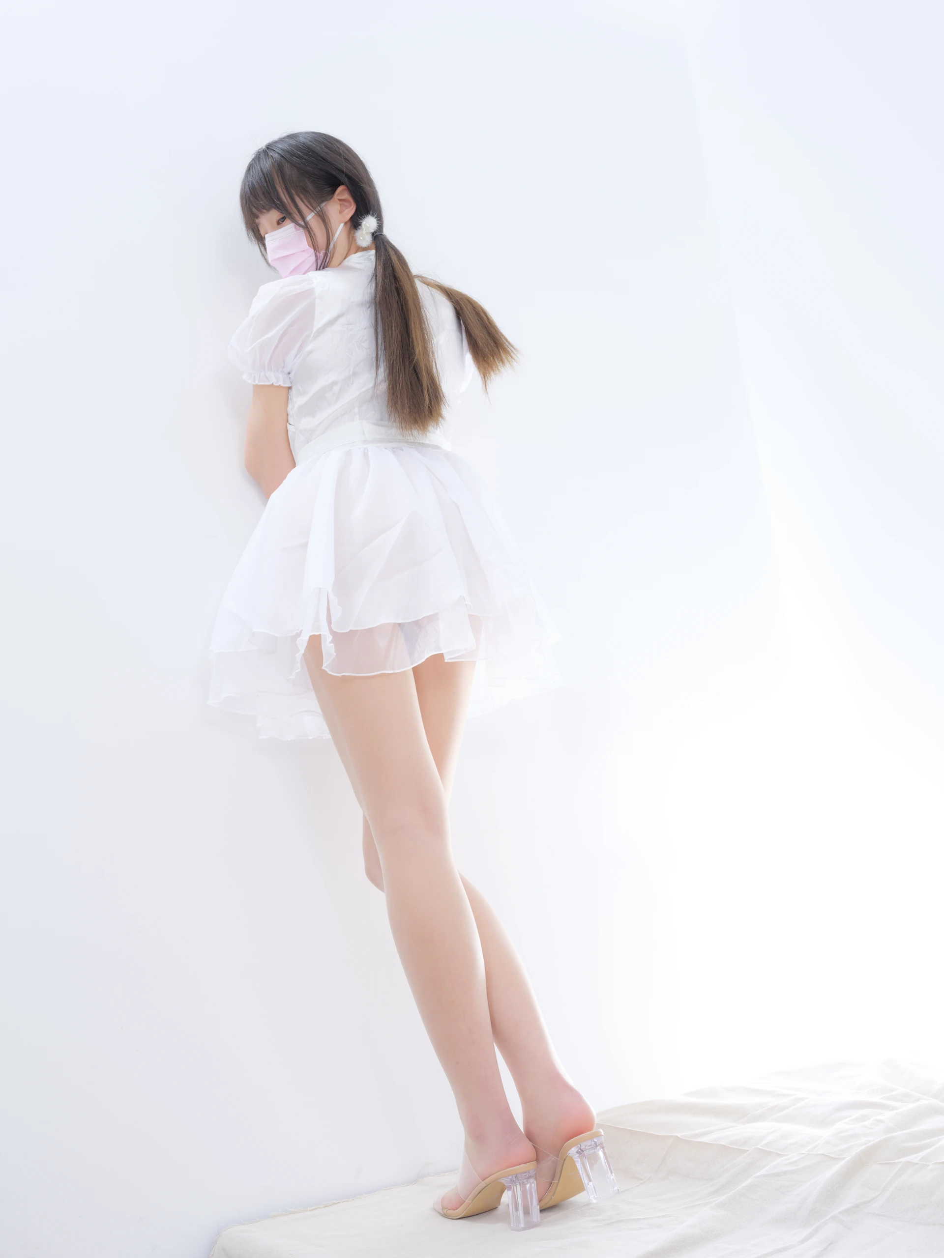森萝财团 春雪-05E 4K 双马尾肉丝连衣裙 [105P2V-5.16GB]