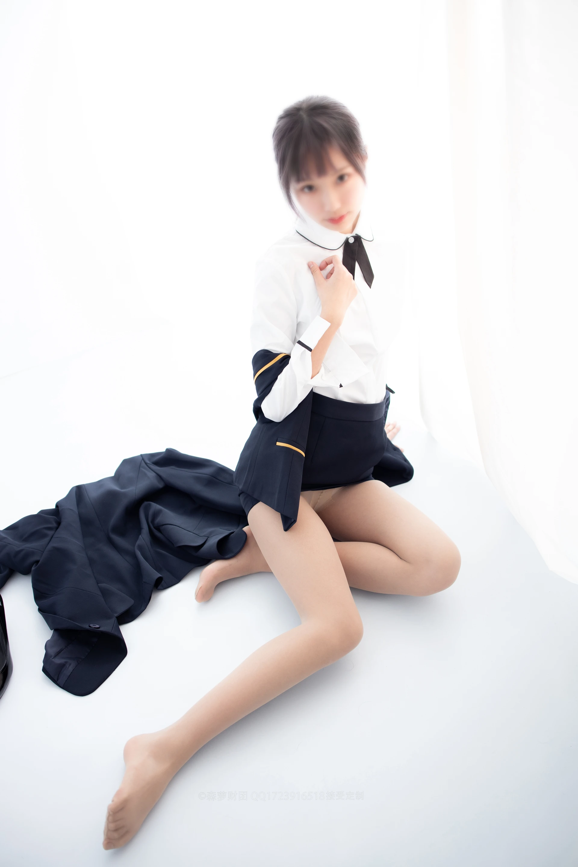 森萝财团 X-050-DZ [146P1V-2.85G]制服, 森萝财团, 美腿, 肉丝